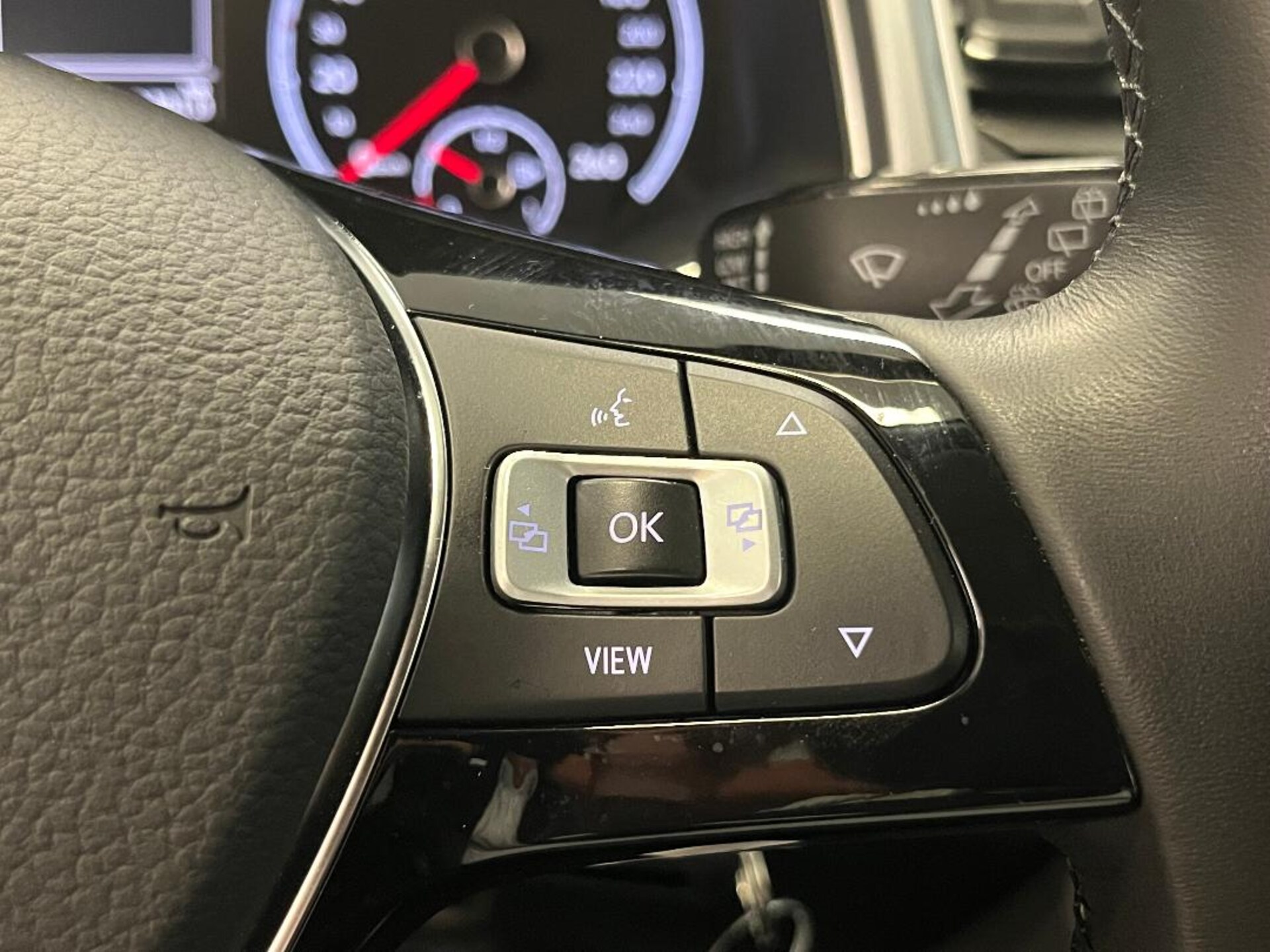 Volkswagen T-Roc Active