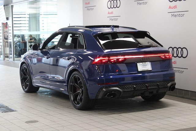 2026 Audi RS Q8 SUV performance