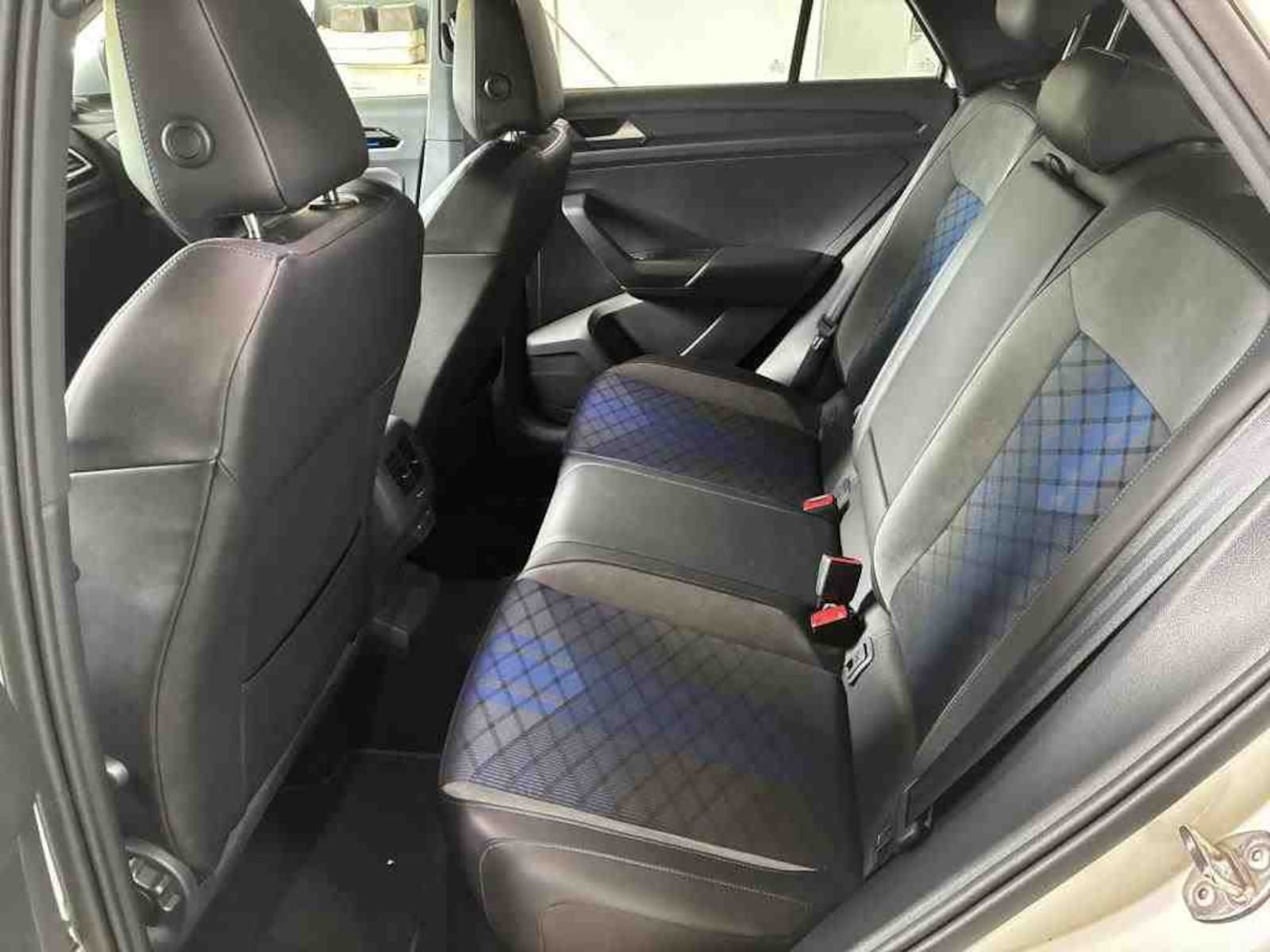 Volkswagen T-Roc – Bild 9