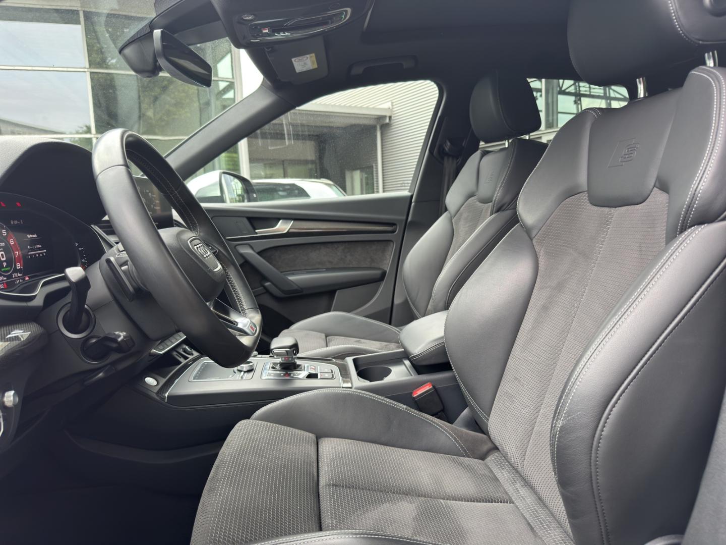 Image about Audi SQ5 3.0 TFSI quattro tiptronic 8-stufig