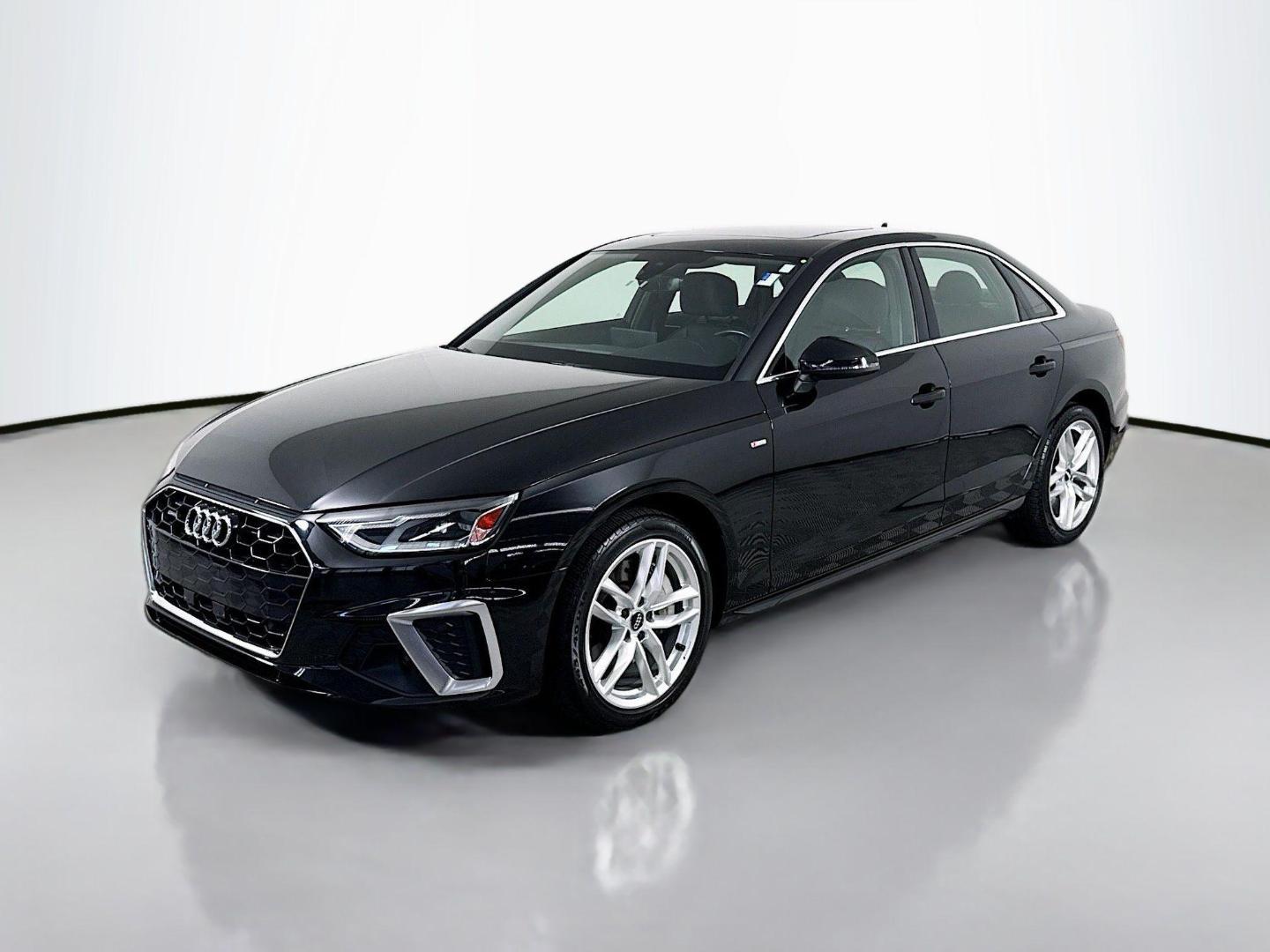 2020 Audi A4 45 quattro S tronic Premium's photo