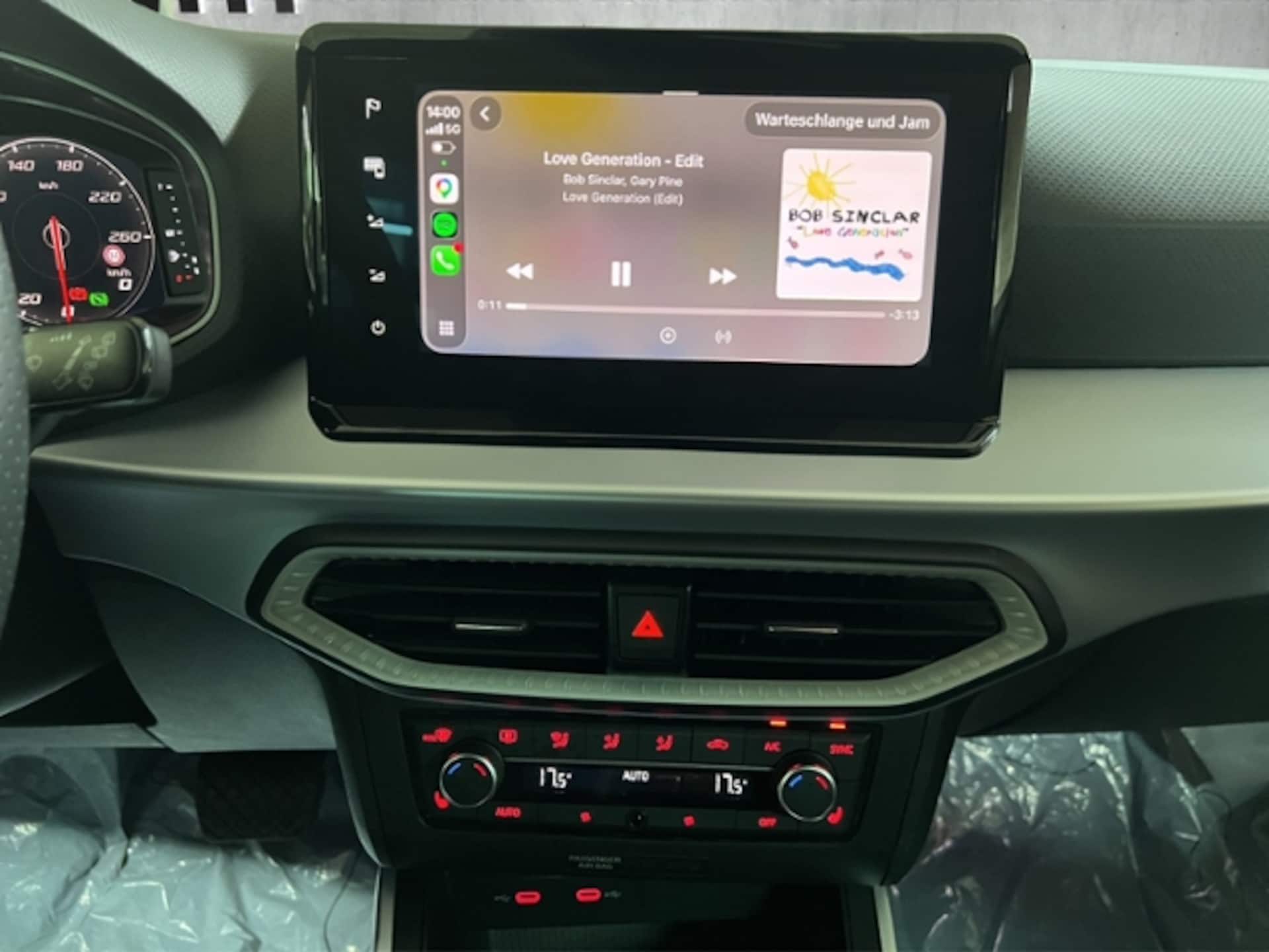 SEAT Arona FR