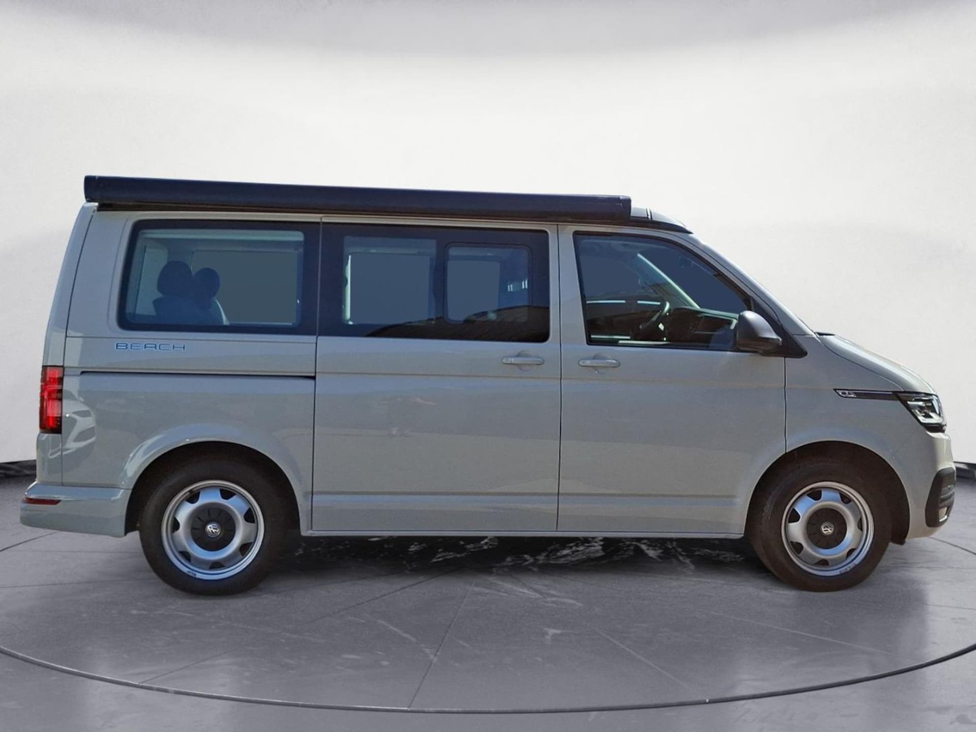 Volkswagen T6.1 California Beach