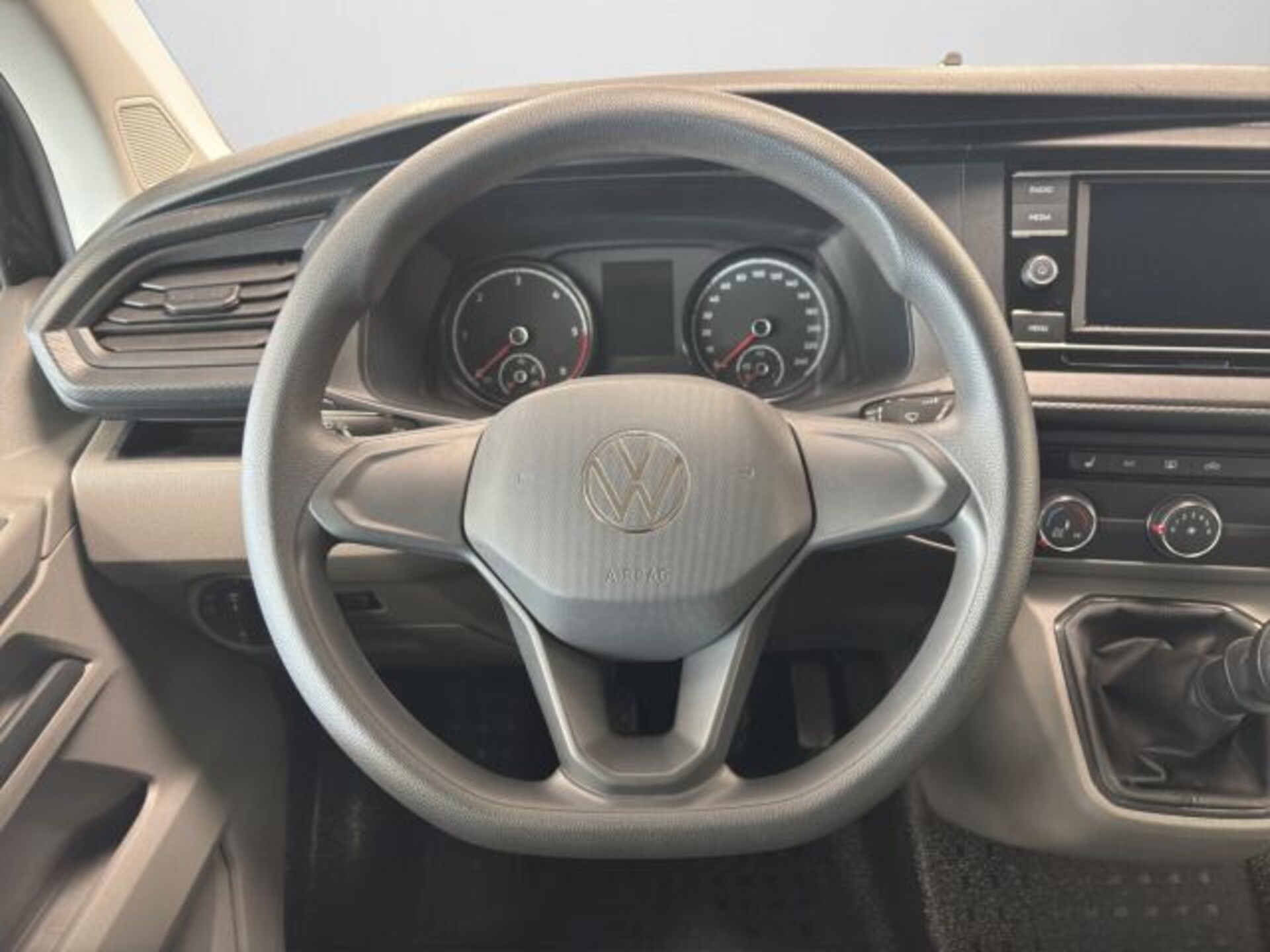 Volkswagen T6.1 Transporter Kombi kurzer Radstand