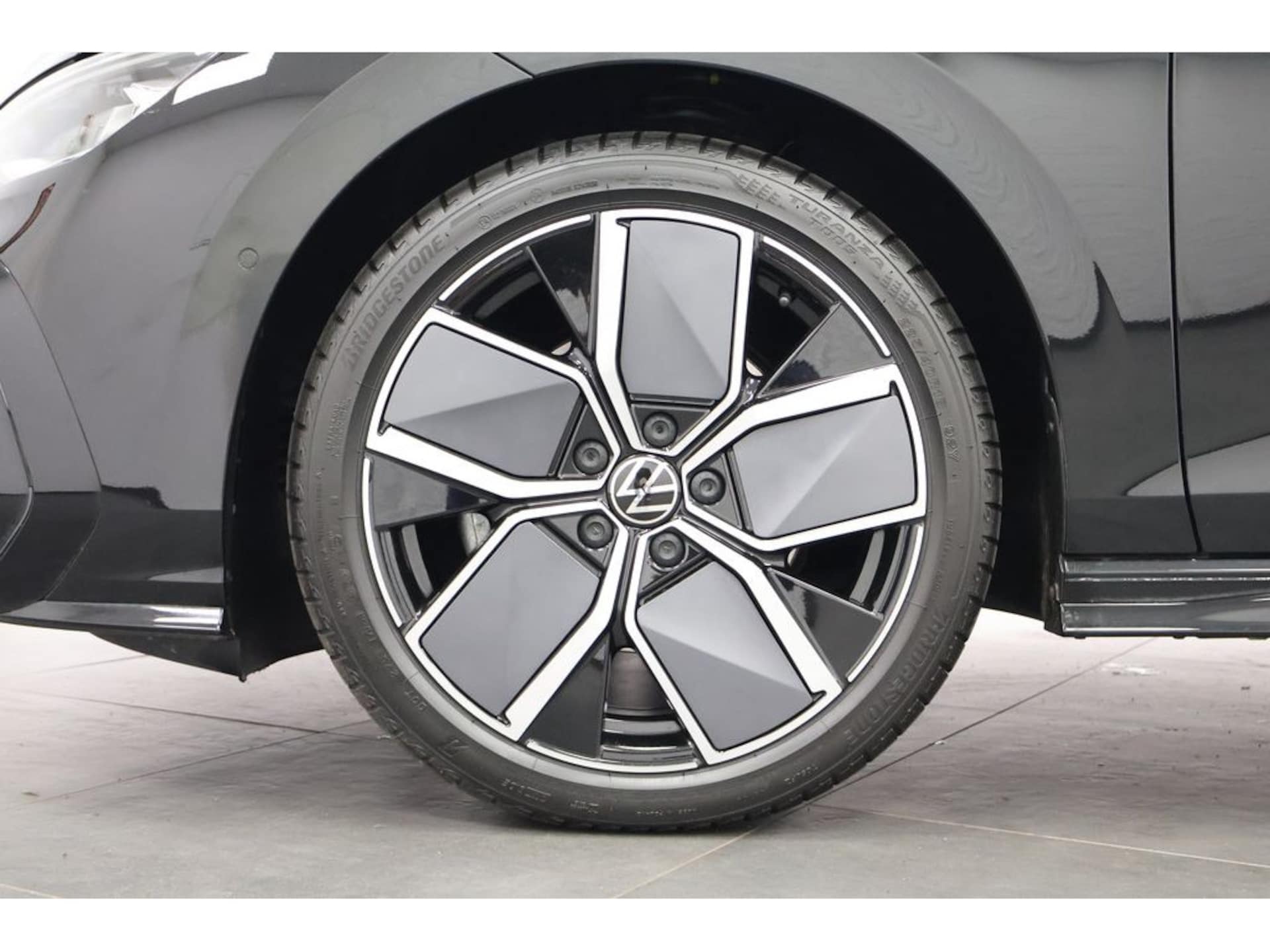 Volkswagen Golf Variant R-Line
