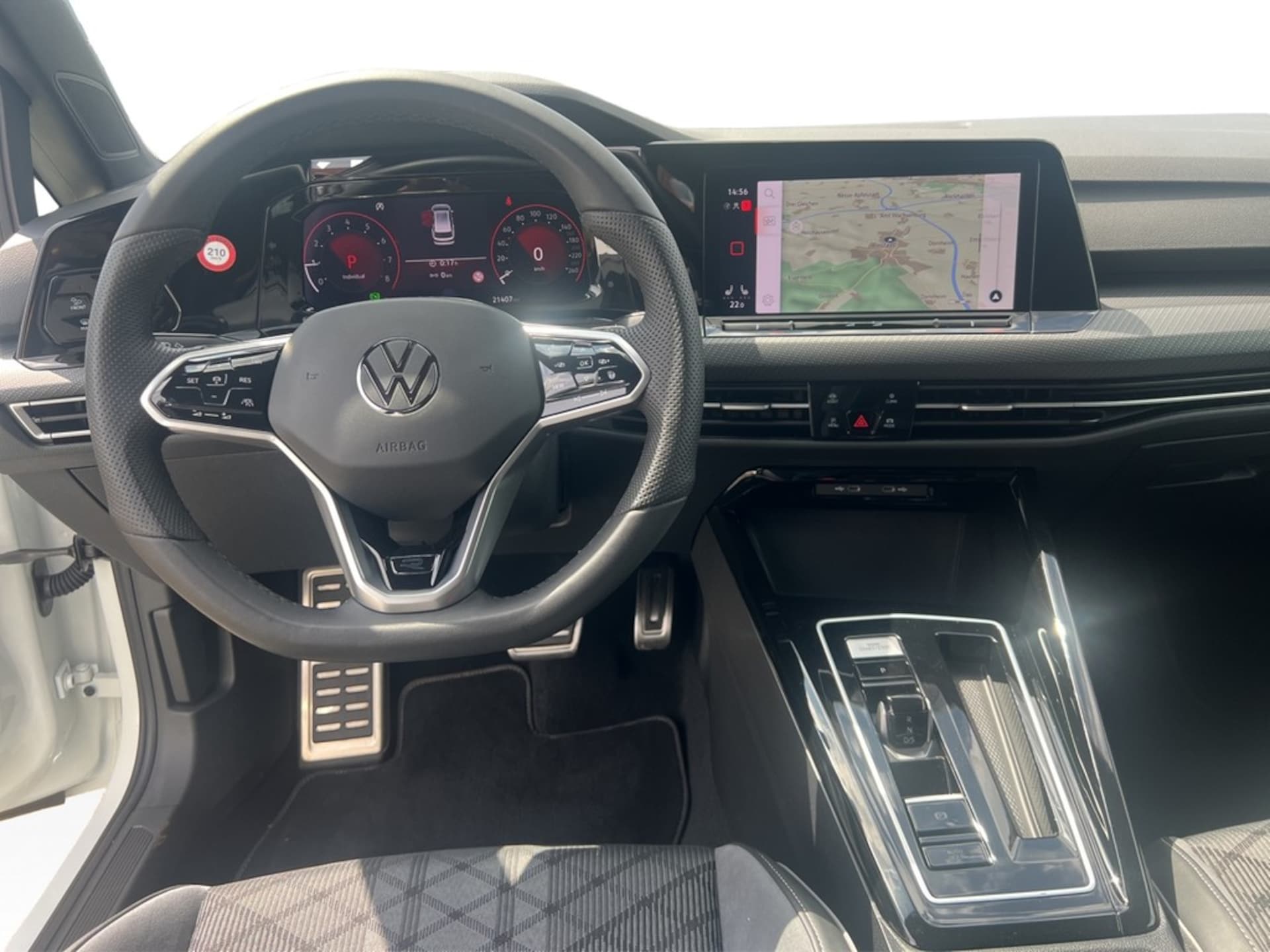 Volkswagen Golf Variant R-Line