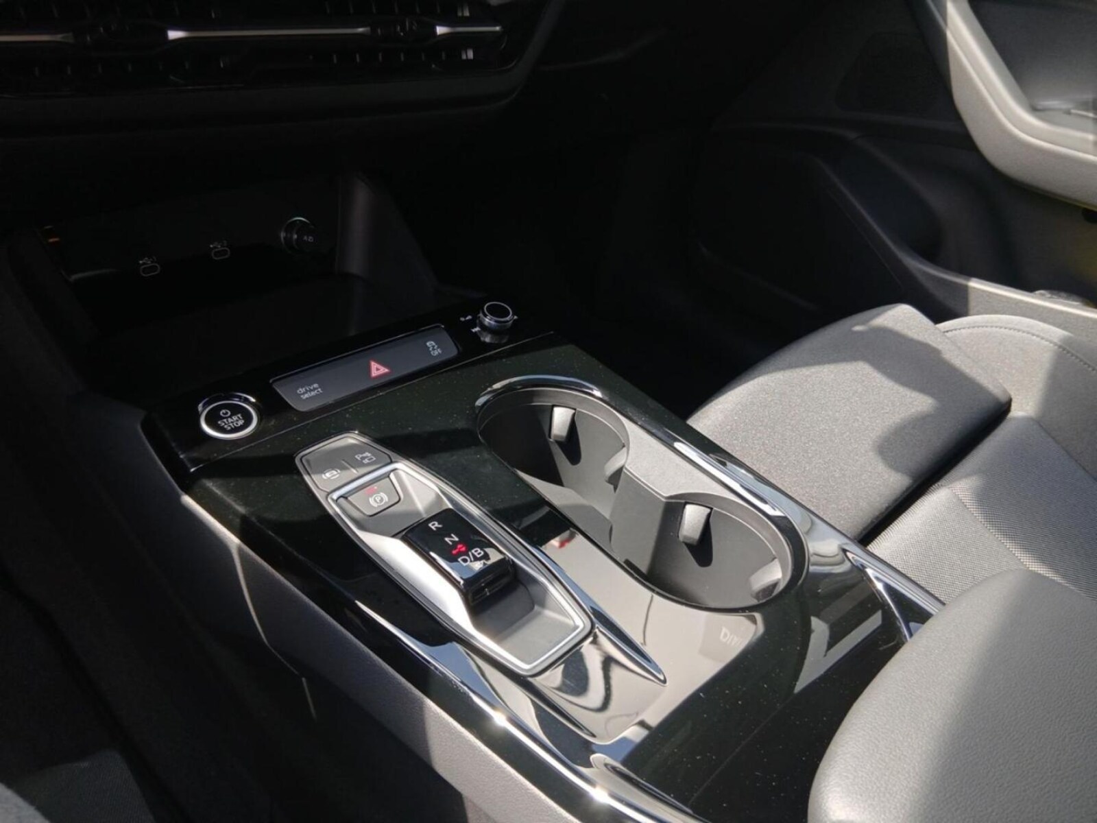 Audi Q6 Sportback e-tron – Bild 19