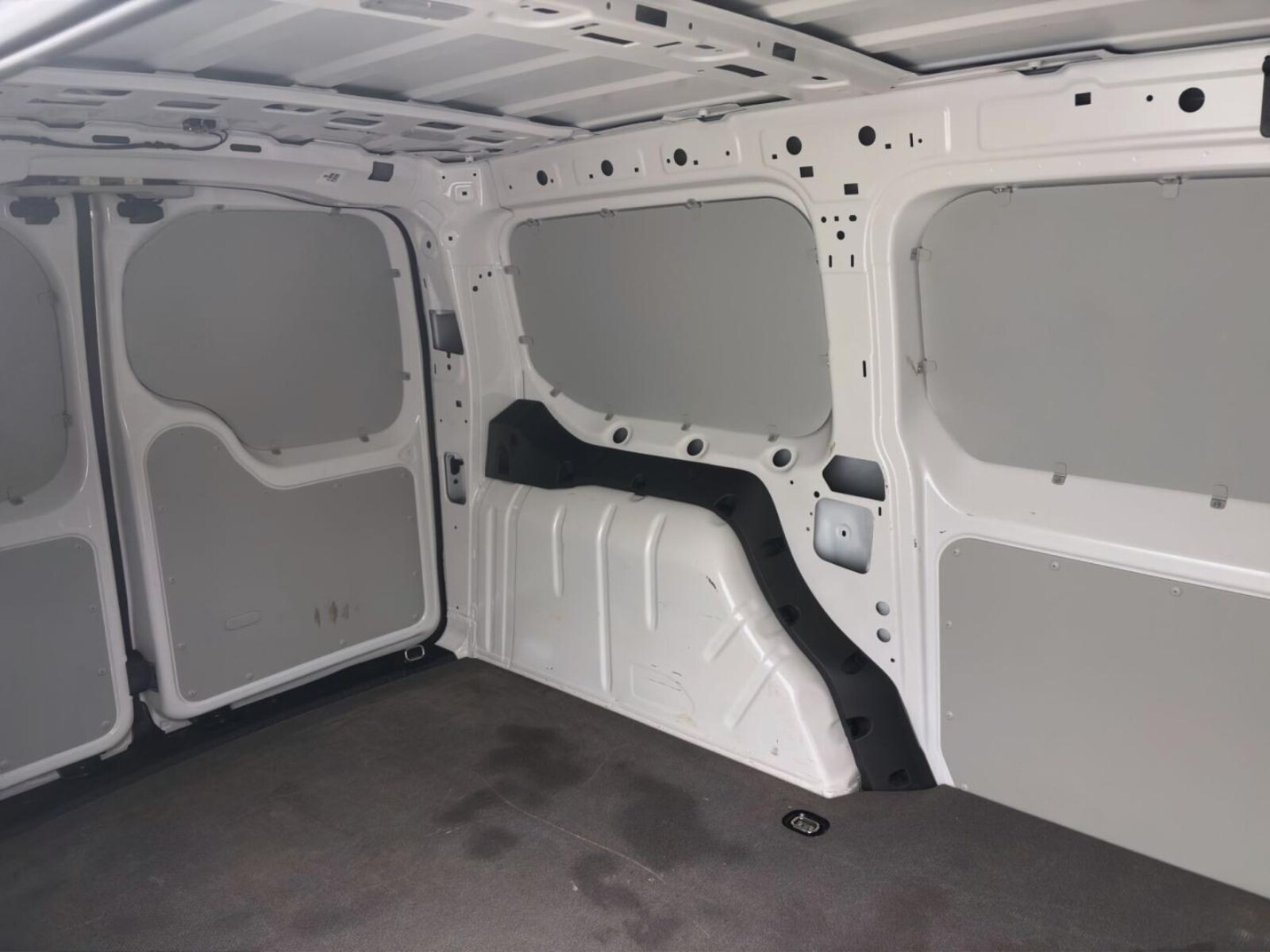 Volkswagen Caddy Maxi Cargo – Bild 15
