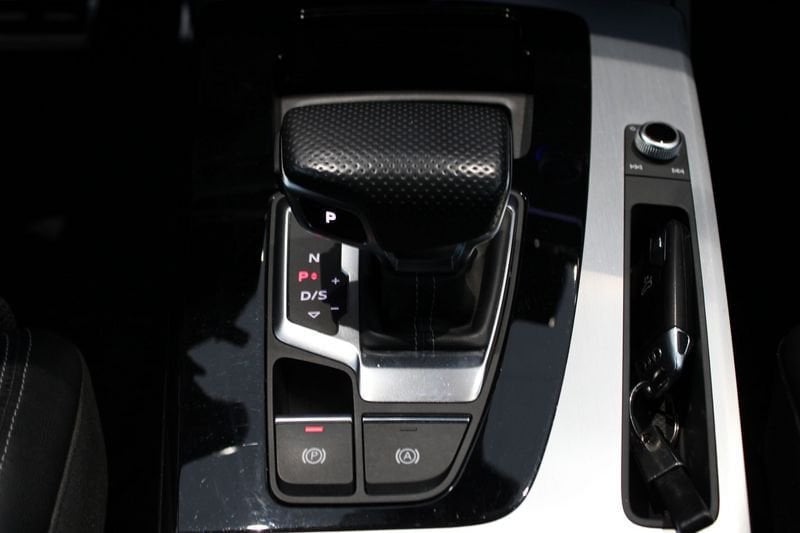 Image about Audi Q5 Sportback S line plus 40 TDI quattro 150 kW (204 PS) S tronic