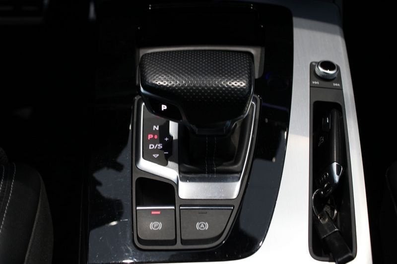 Image about Audi Q5 Sportback S line plus 40 TDI quattro 150 kW (204 PS) S tronic