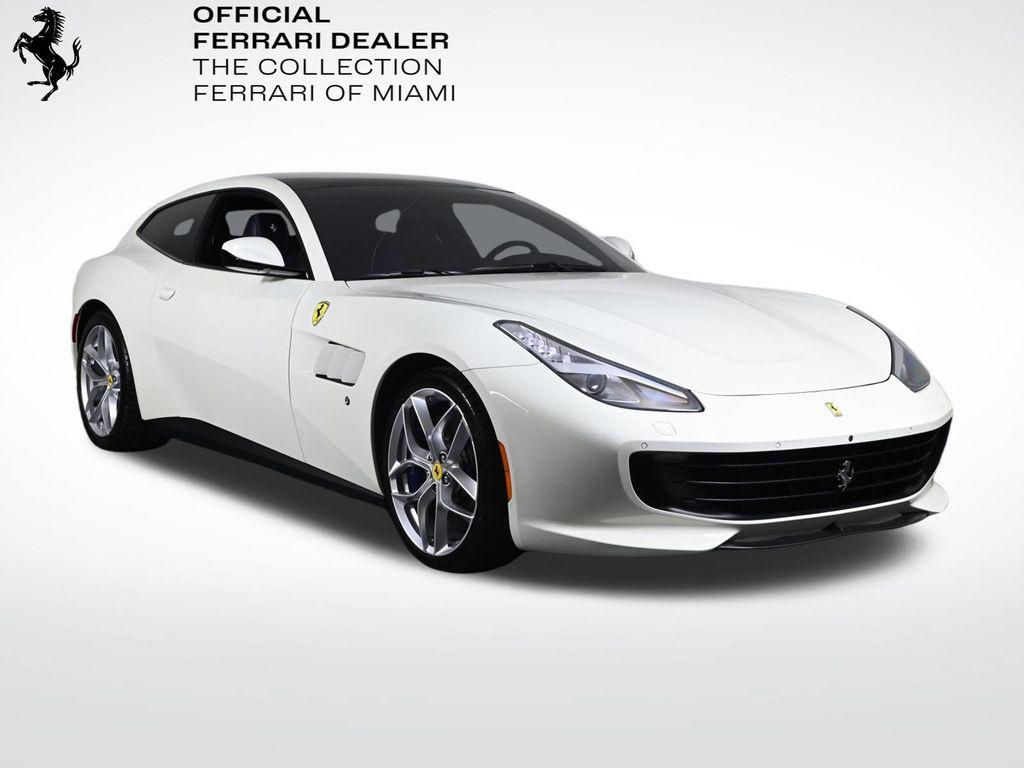 2018 Ferrari GTC4Lusso T's photo
