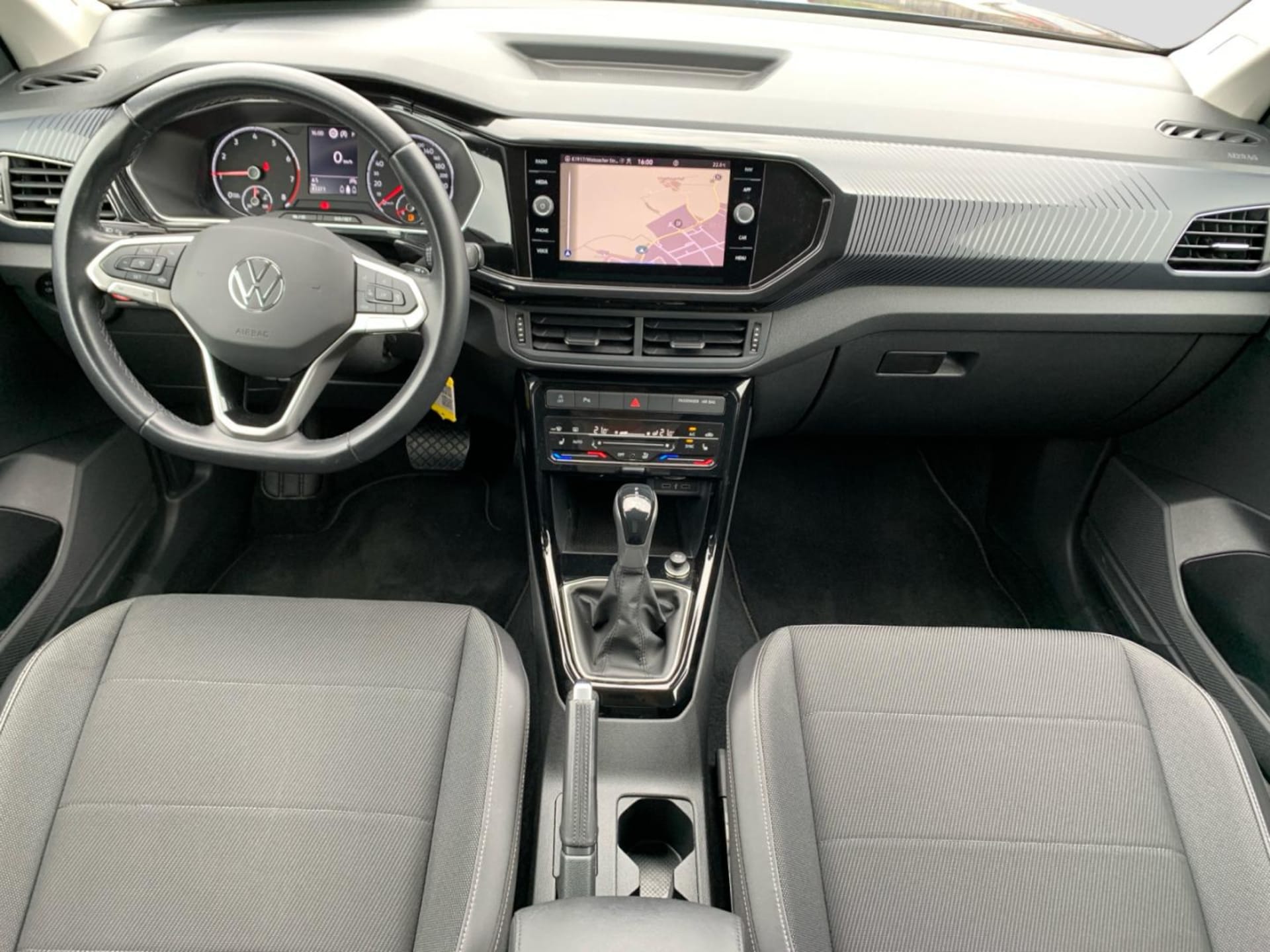 Volkswagen T-Cross Style