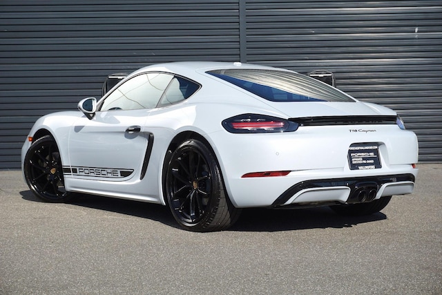 2024 Porsche 718 Cayman