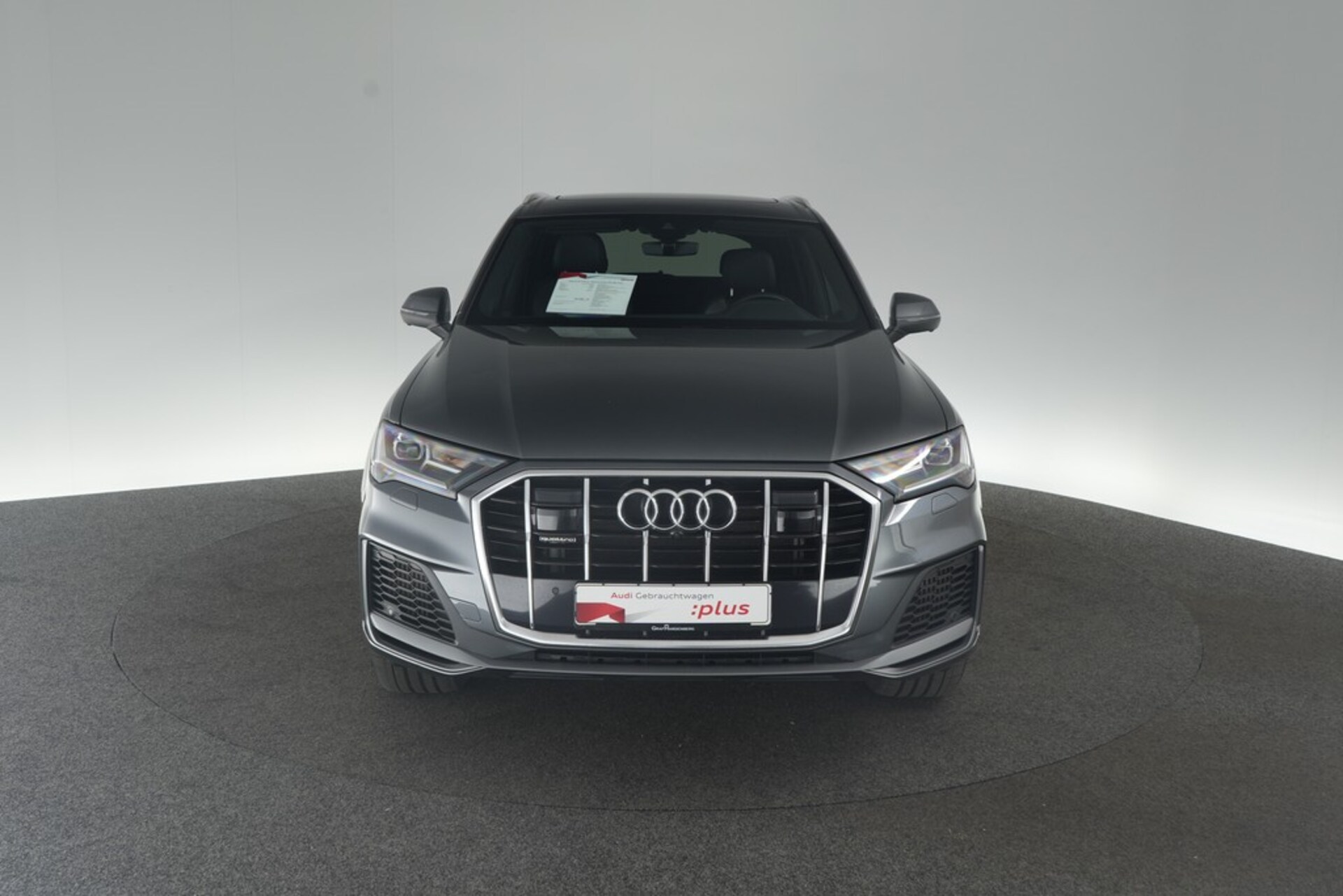 Audi Q7 SUV TFSI e S line