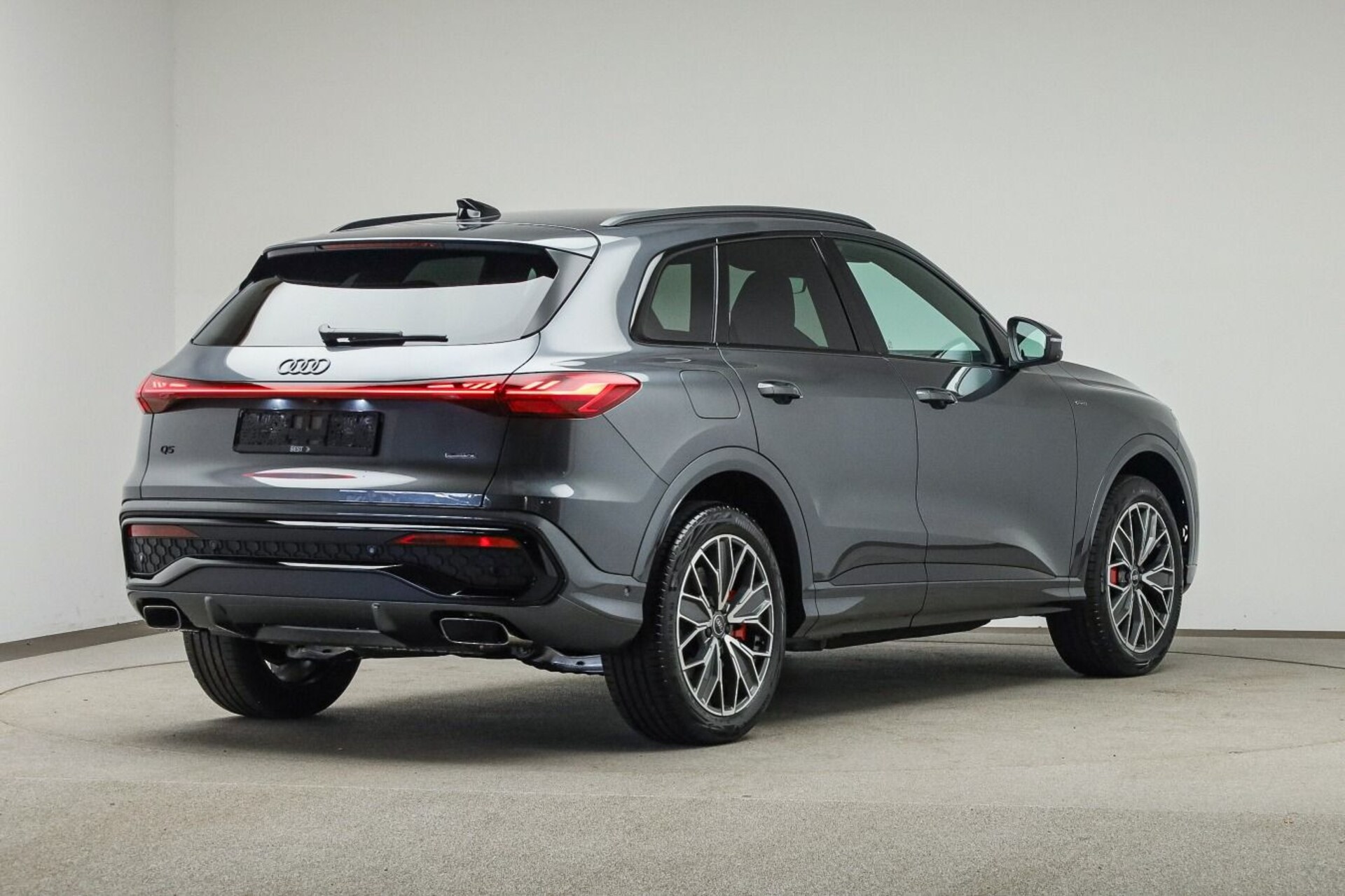 Audi Q5 SUV e-hybrid
