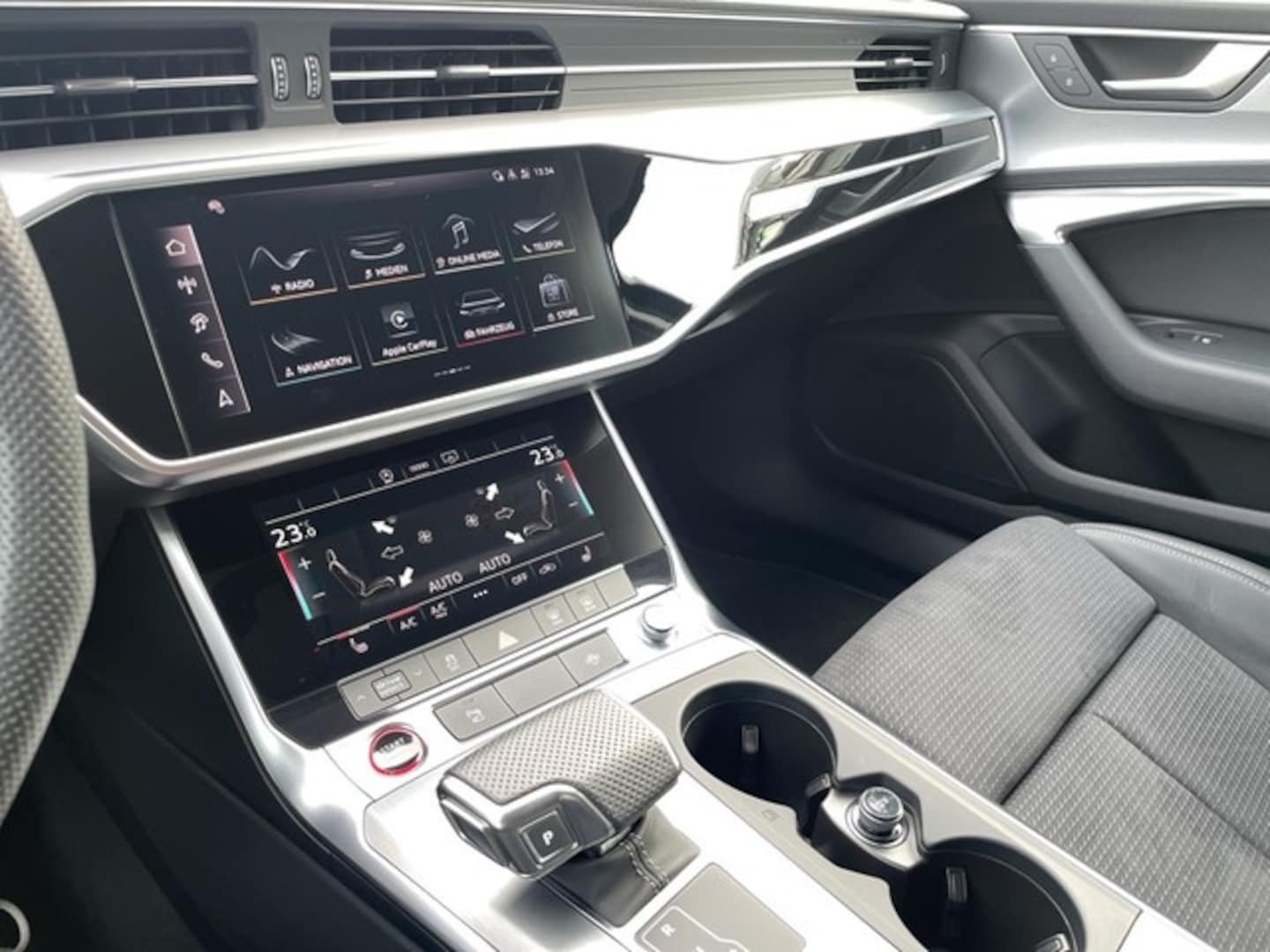Bild über Audi S6 Avant TDI quattro tiptronic - für weitere Informationen kontaktieren Sie den Audi Partner