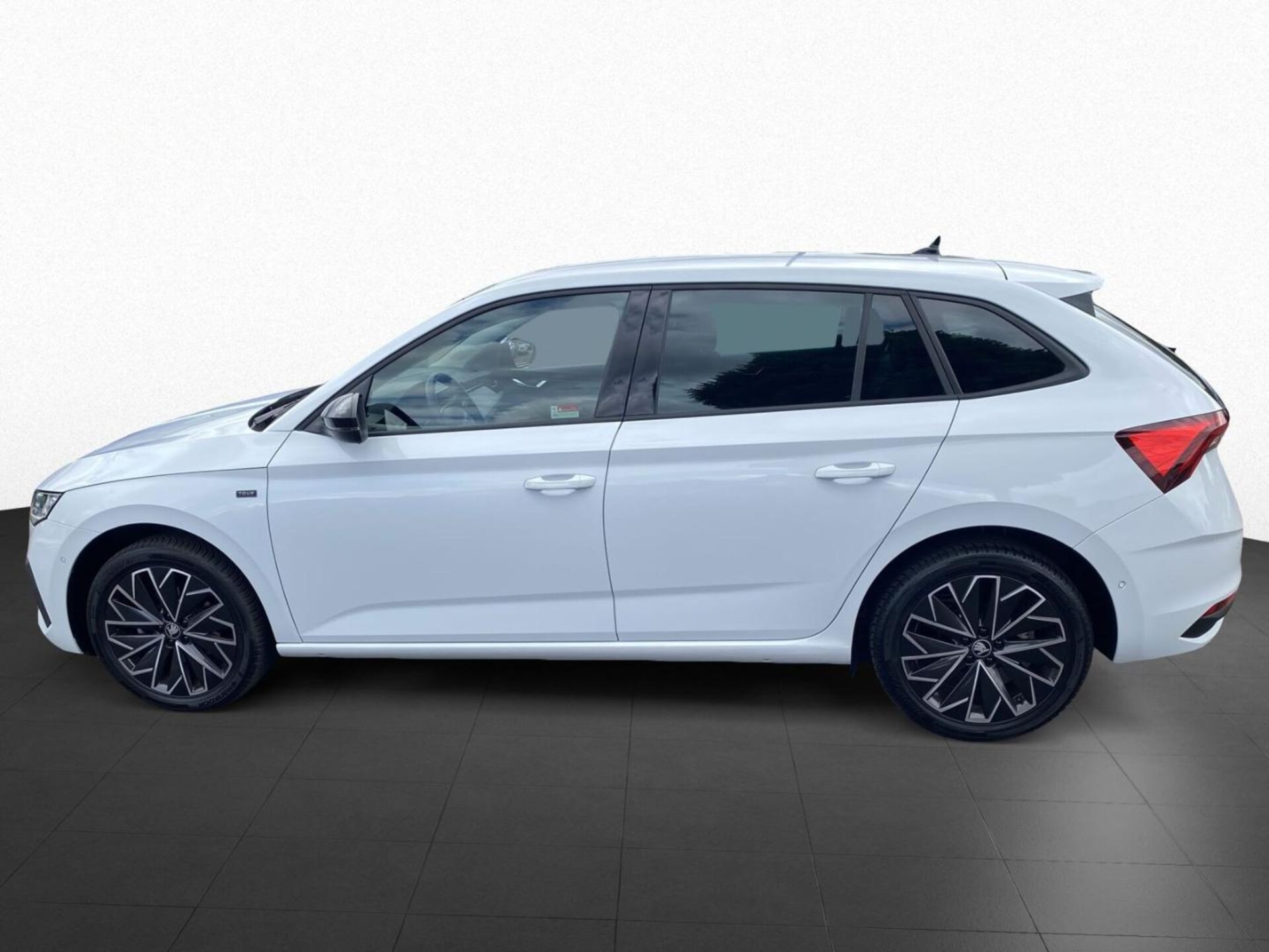 Skoda Scala Tour