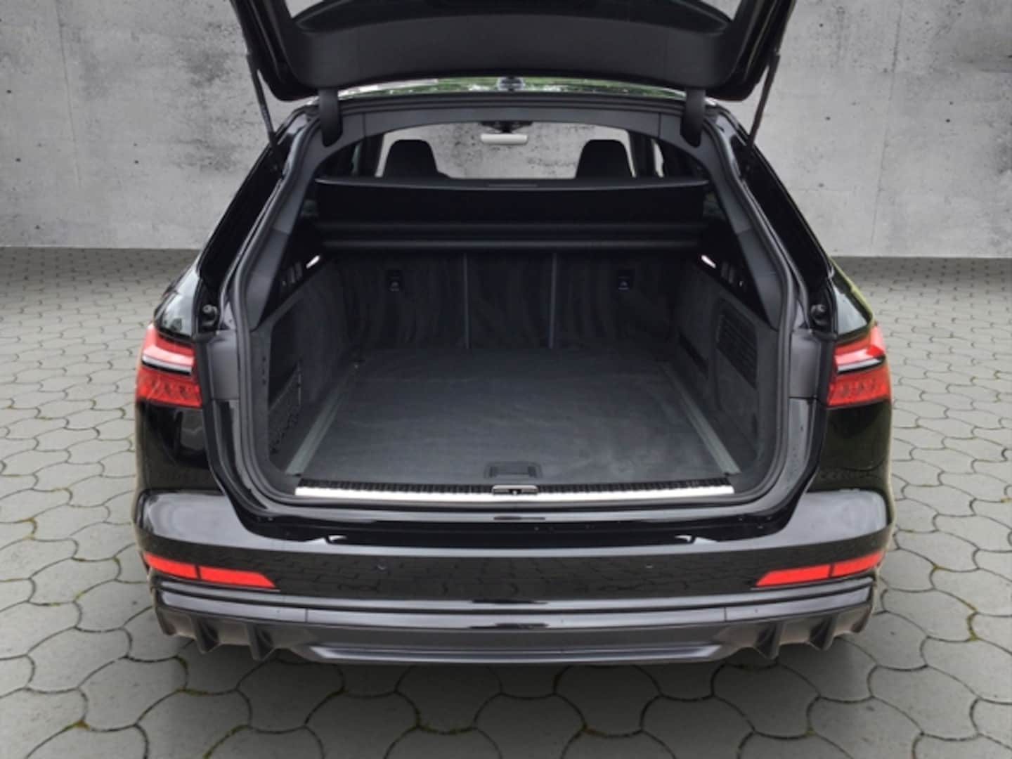 Bild über Audi S6 Avant TDI quattro tiptronic - für weitere Informationen kontaktieren Sie den Audi Partner