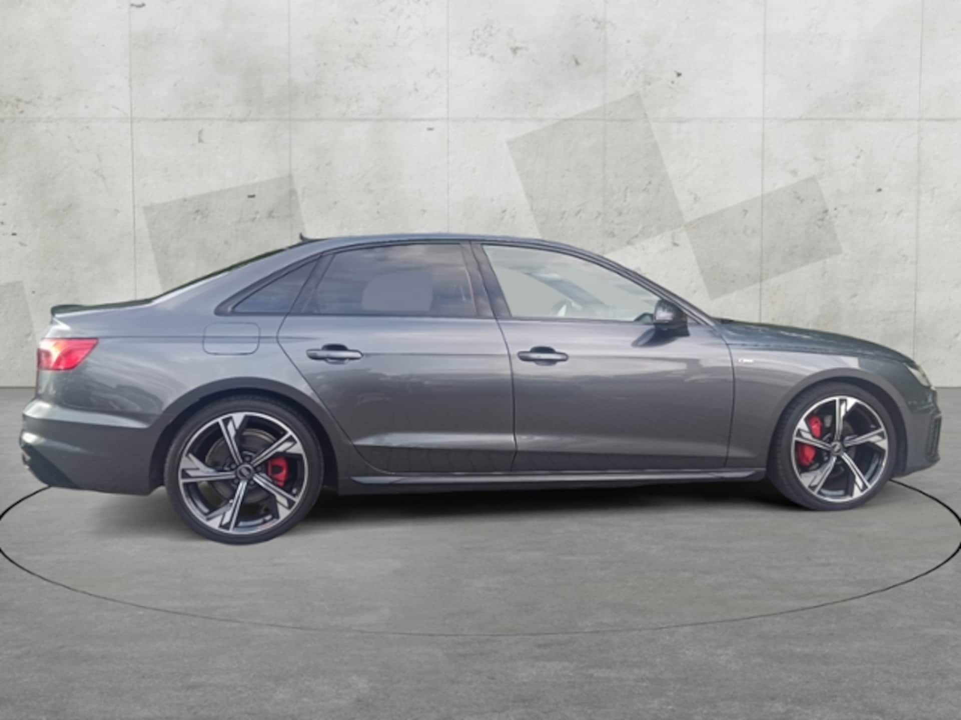 Audi A4 Limousine S line