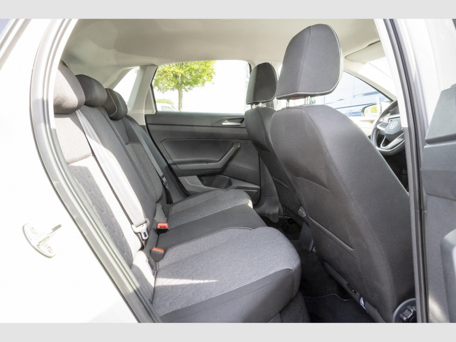Volkswagen Polo – Bild 11