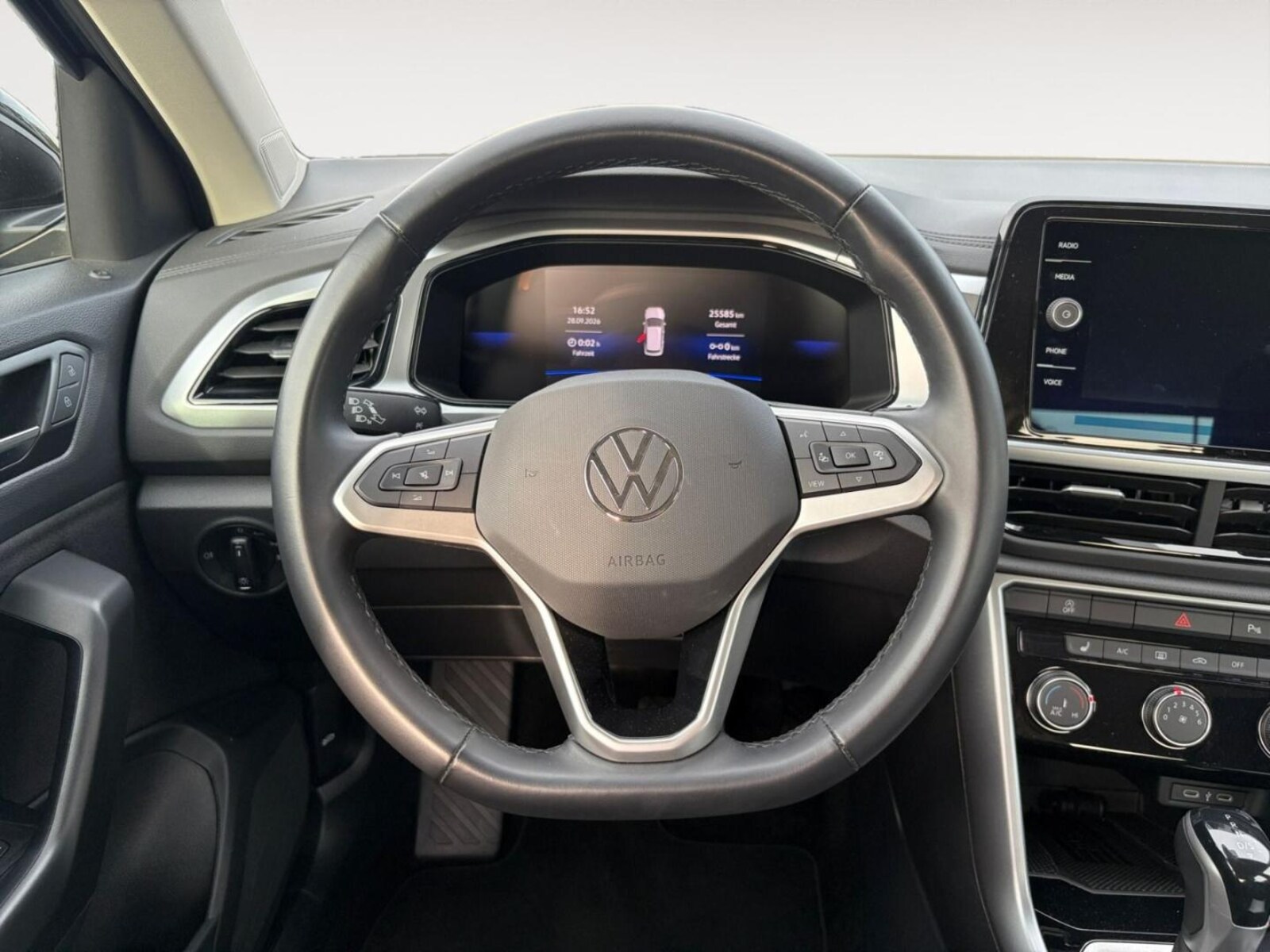 Volkswagen T-Roc – Bild 14