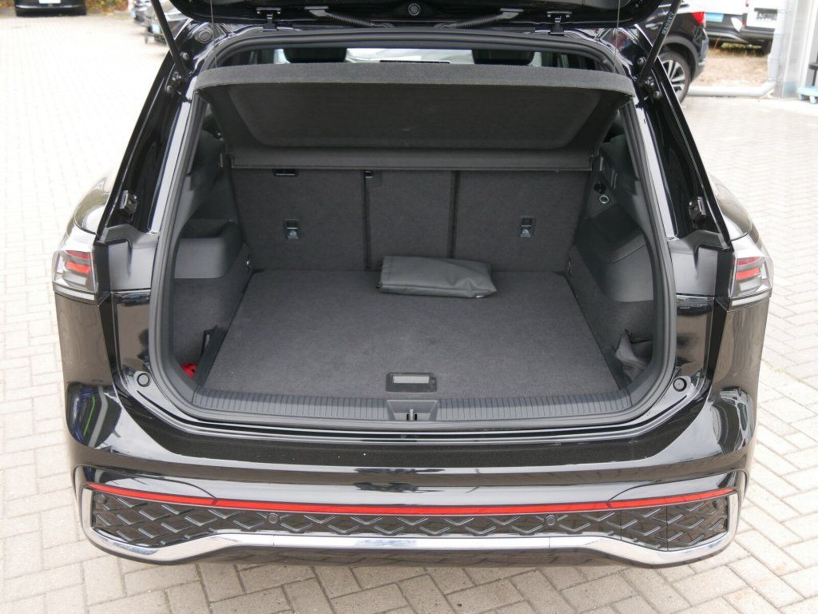 Volkswagen Tiguan – Bild 9