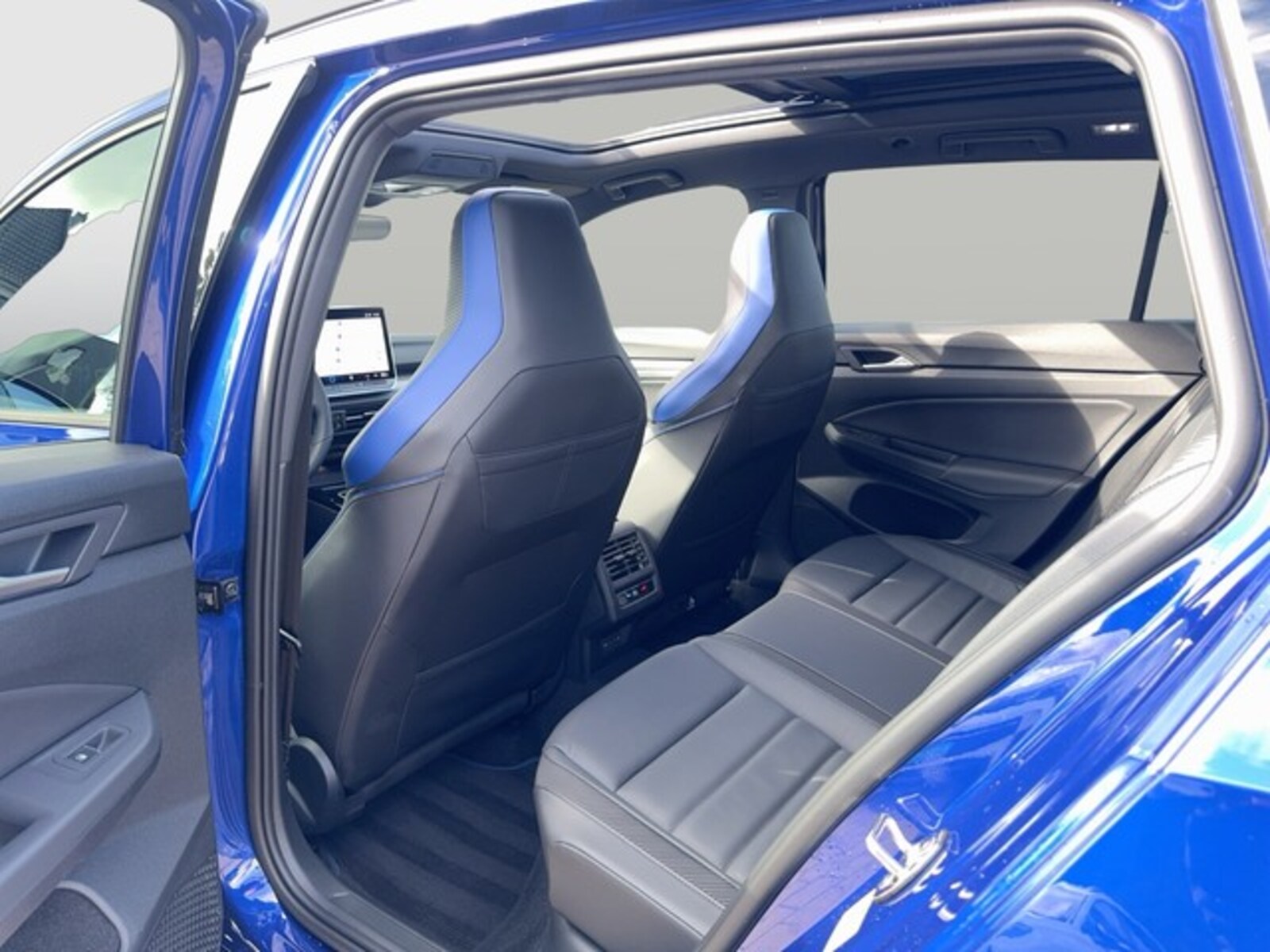 Volkswagen Golf Variant – Bild 11