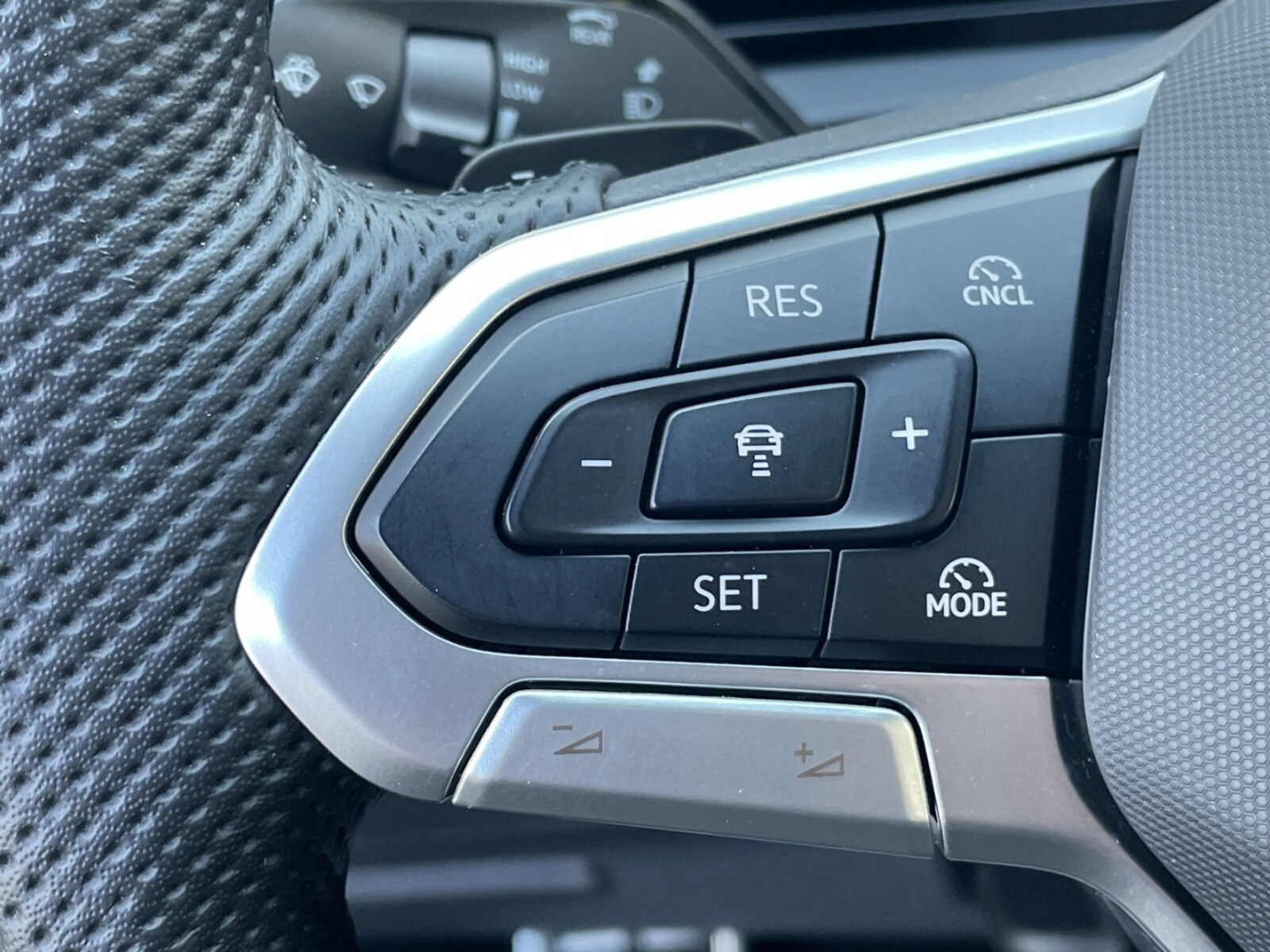 Volkswagen Tiguan – Bild 14