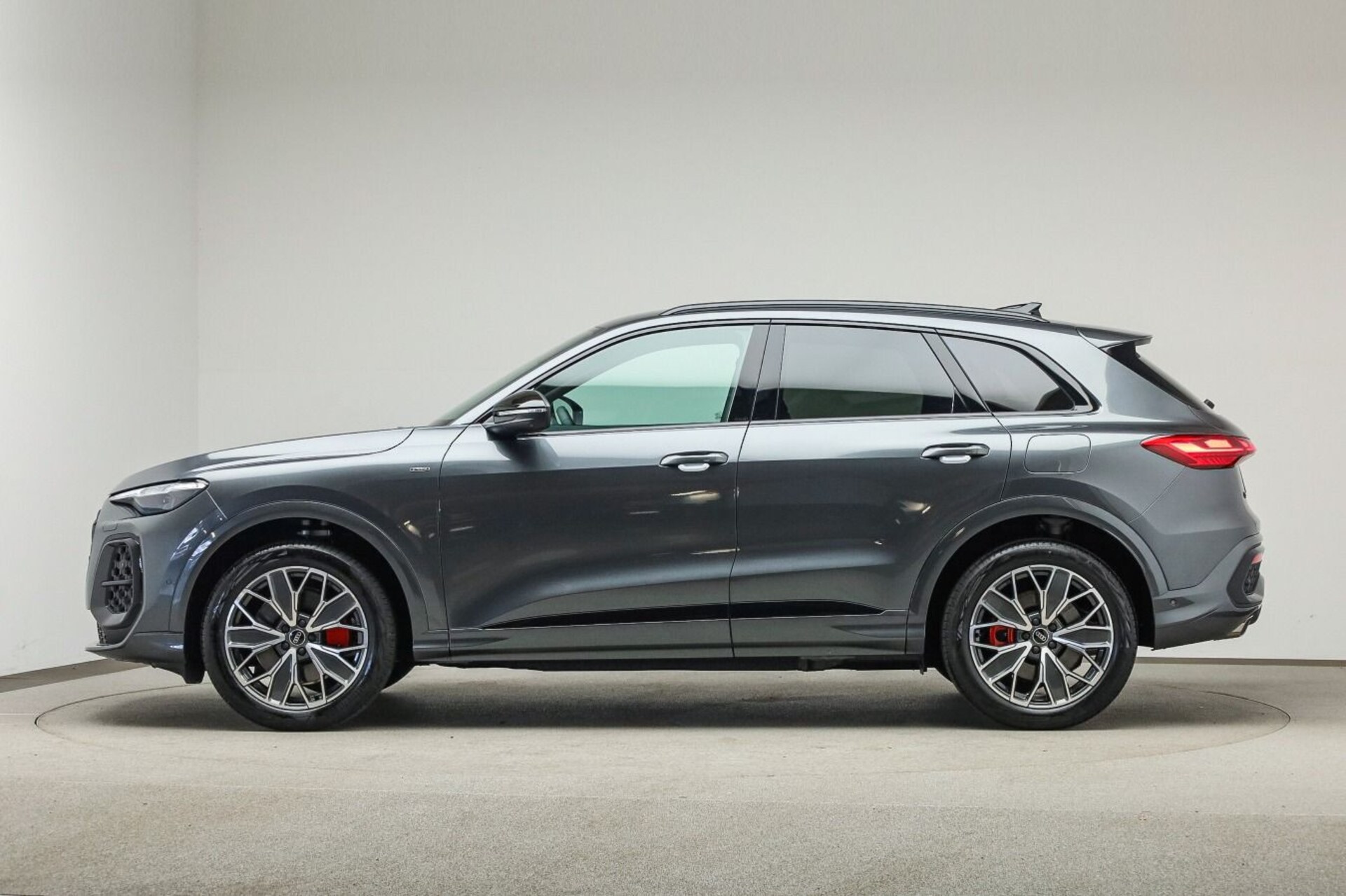 Audi Q5 SUV e-hybrid