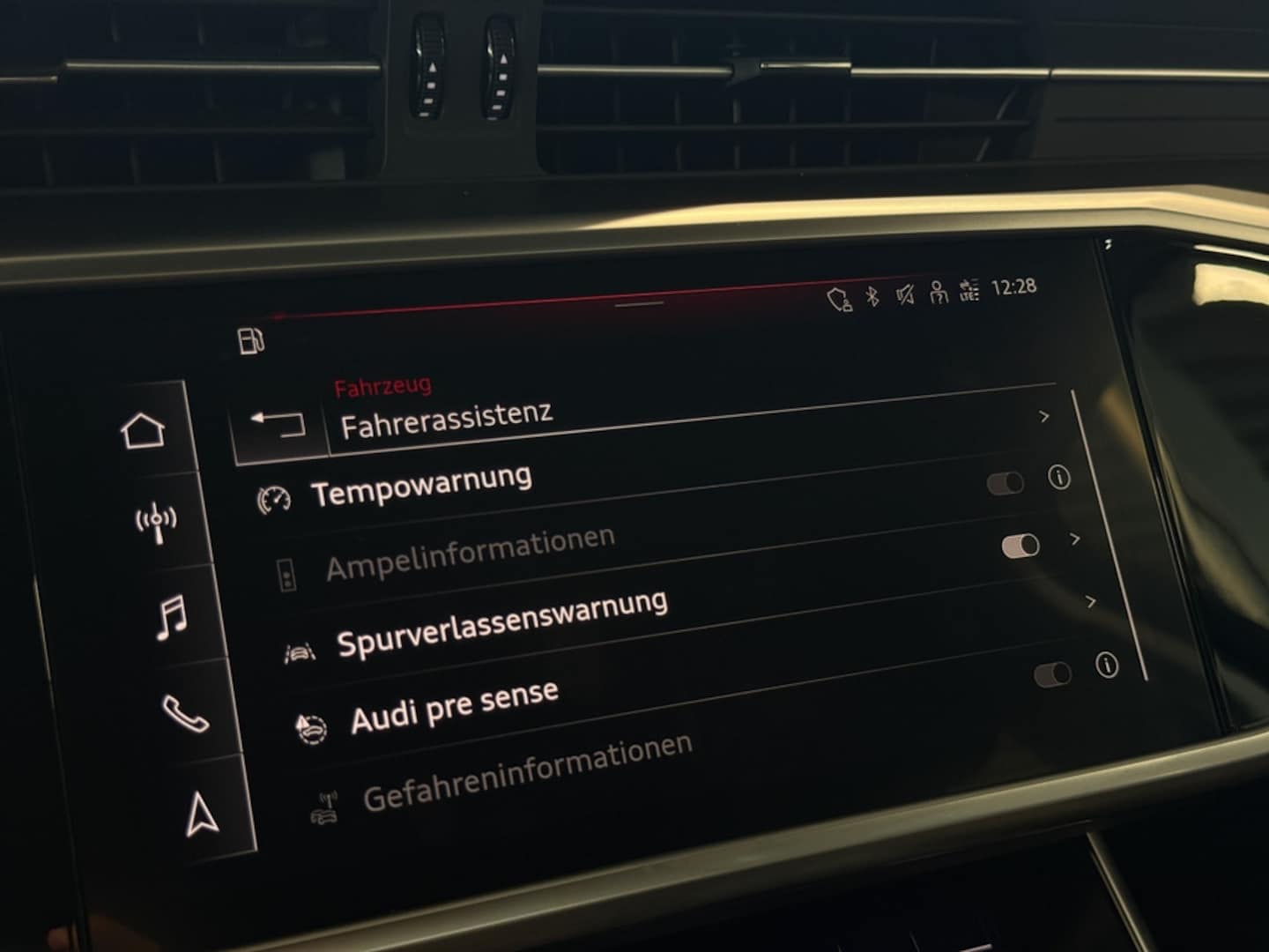 Bild über Audi A6 45 TFSI S tronic - für weitere Informationen kontaktieren Sie den Audi Partner