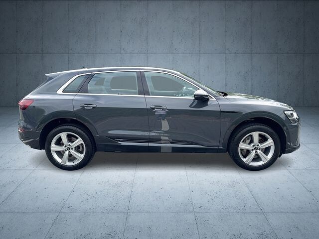 Image about Audi Q8 e-tron advanced 55 e-tron quattro