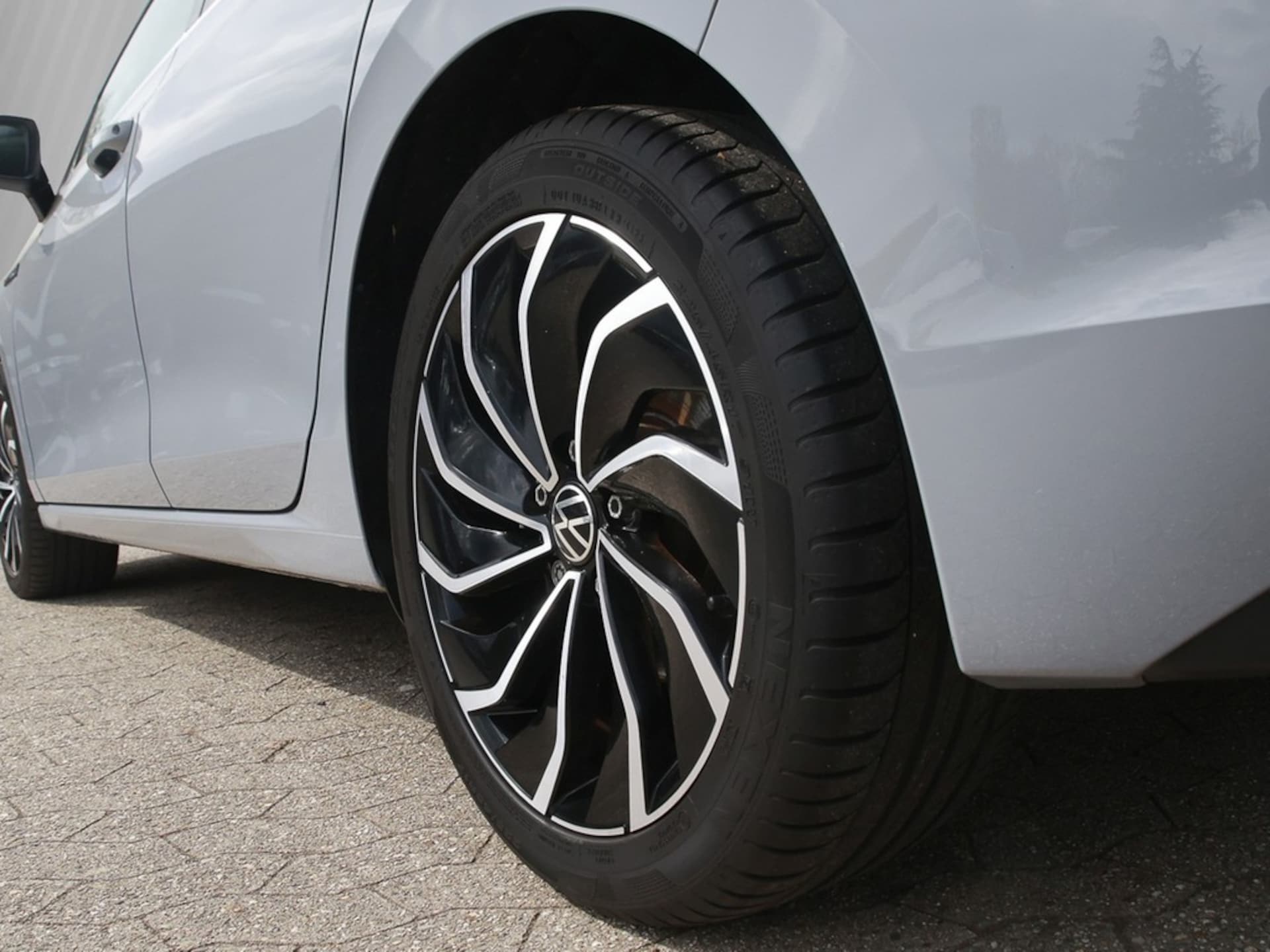 Volkswagen Golf Style