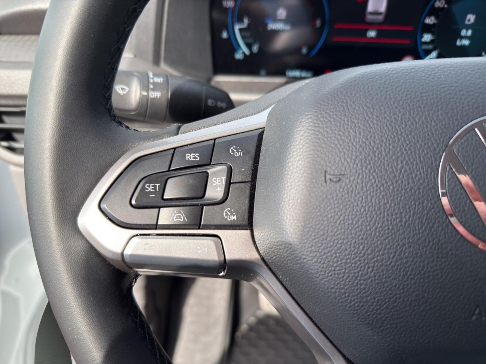 Volkswagen Transporter Kasten kurzer Radstand – Bild 15