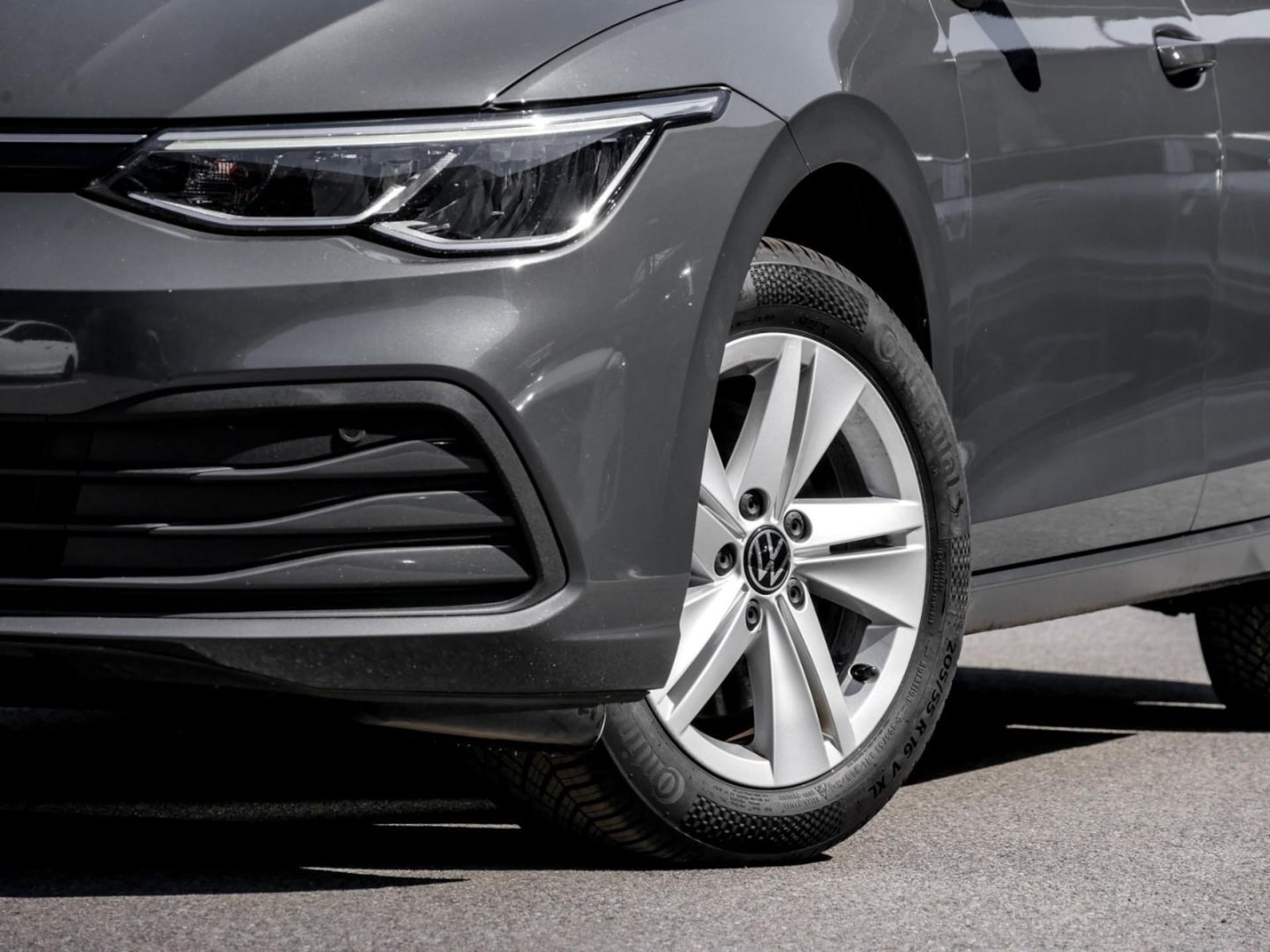 Volkswagen Golf Variant Life