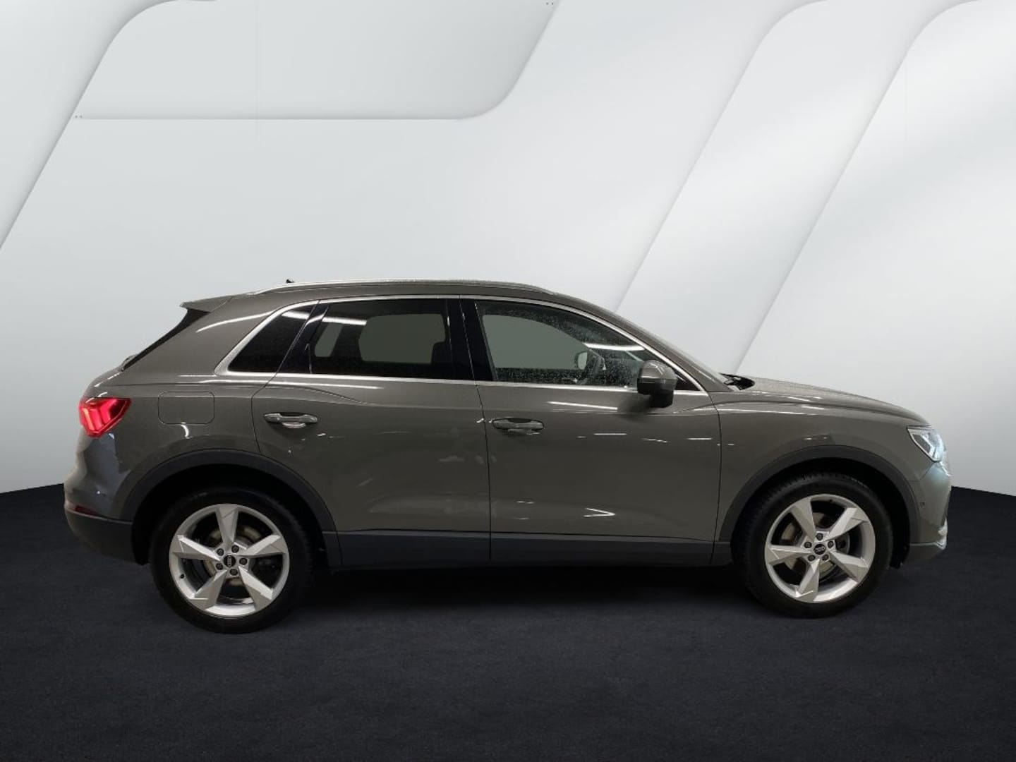 Bild über Audi Q3 TFSI 110 kW S tronic - für weitere Informationen kontaktieren Sie den Audi Partner