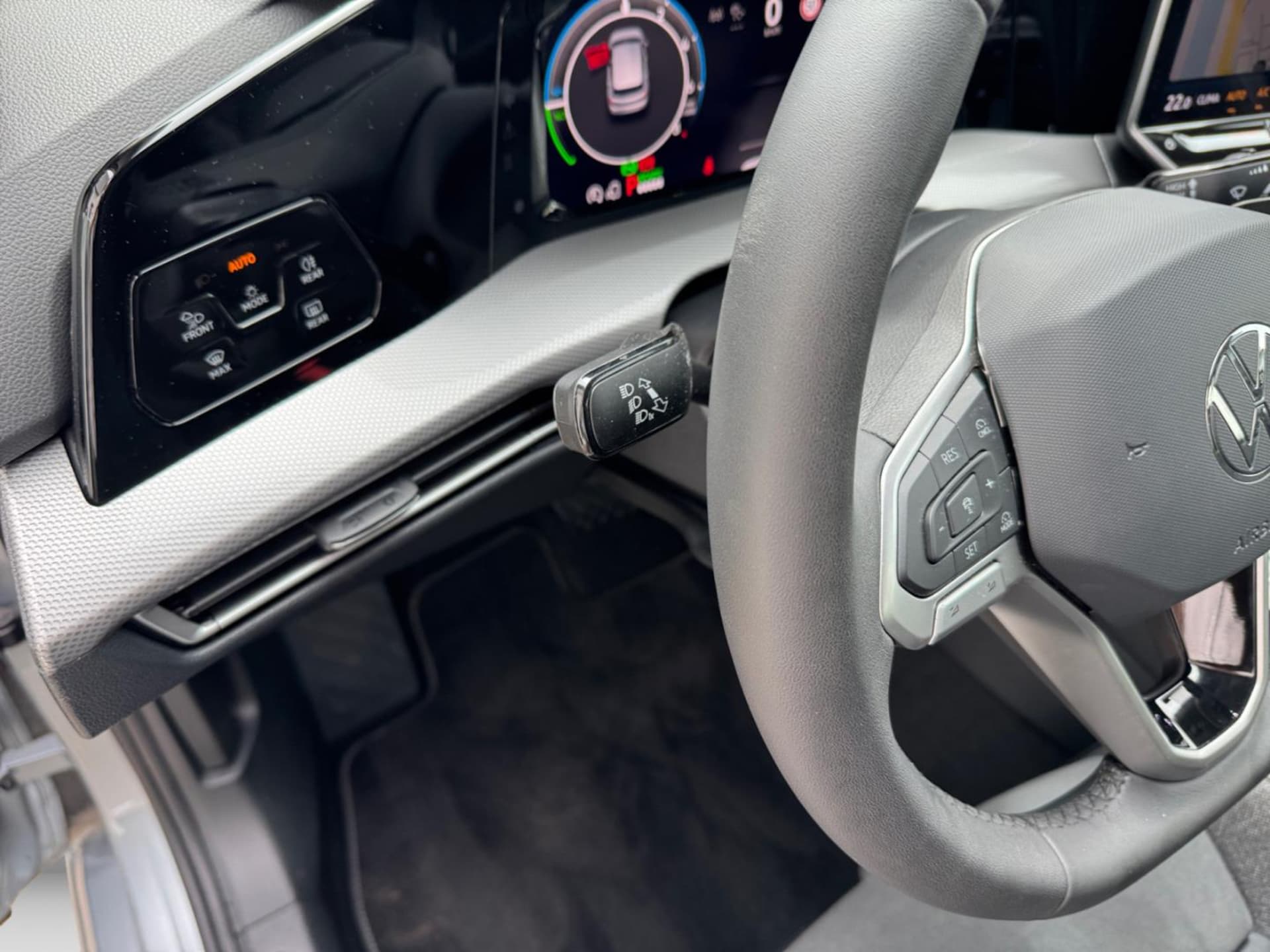 Volkswagen Golf Style