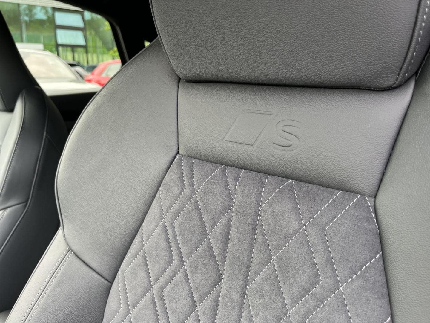 Bild über Audi Q5 Sportback TDI quattro 150 kW S tronic - für weitere Informationen kontaktieren Sie den Audi Partner