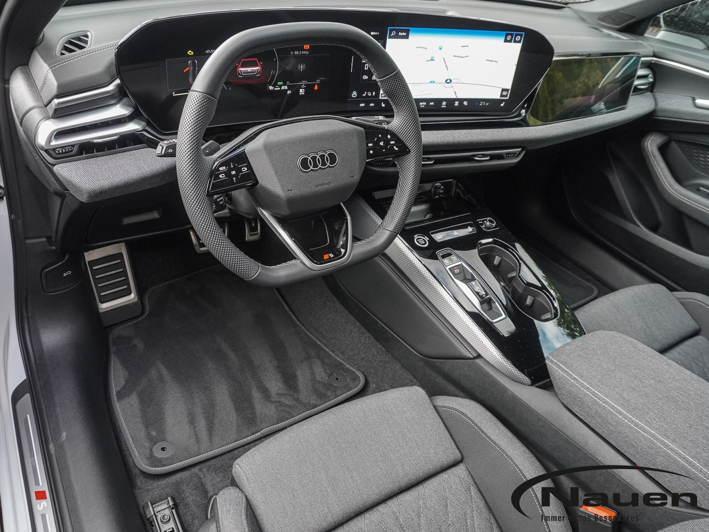 Bild über Audi A5 Avant TDI quattro 150 kW S tronic - für weitere Informationen kontaktieren Sie den Audi Partner