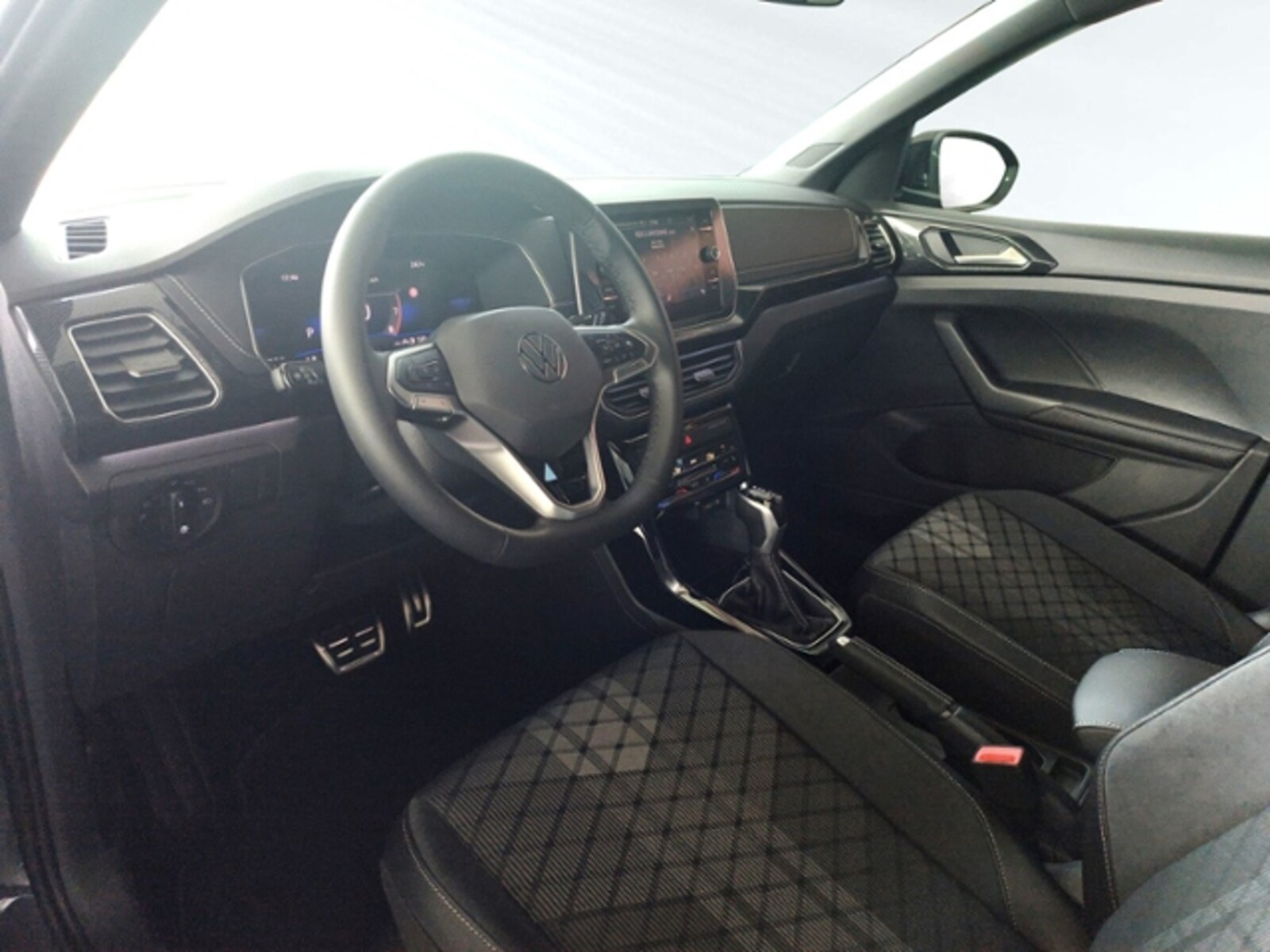 Volkswagen T-Cross – Bild 12