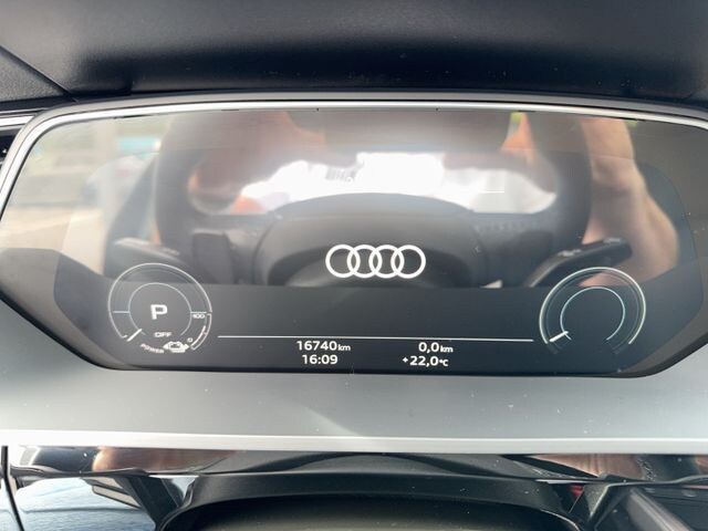 Image about Audi Q8 e-tron advanced 55 e-tron quattro