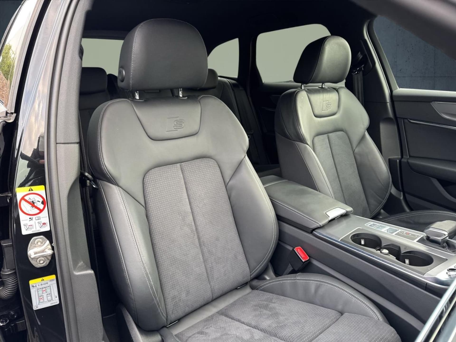 Audi S6 Avant