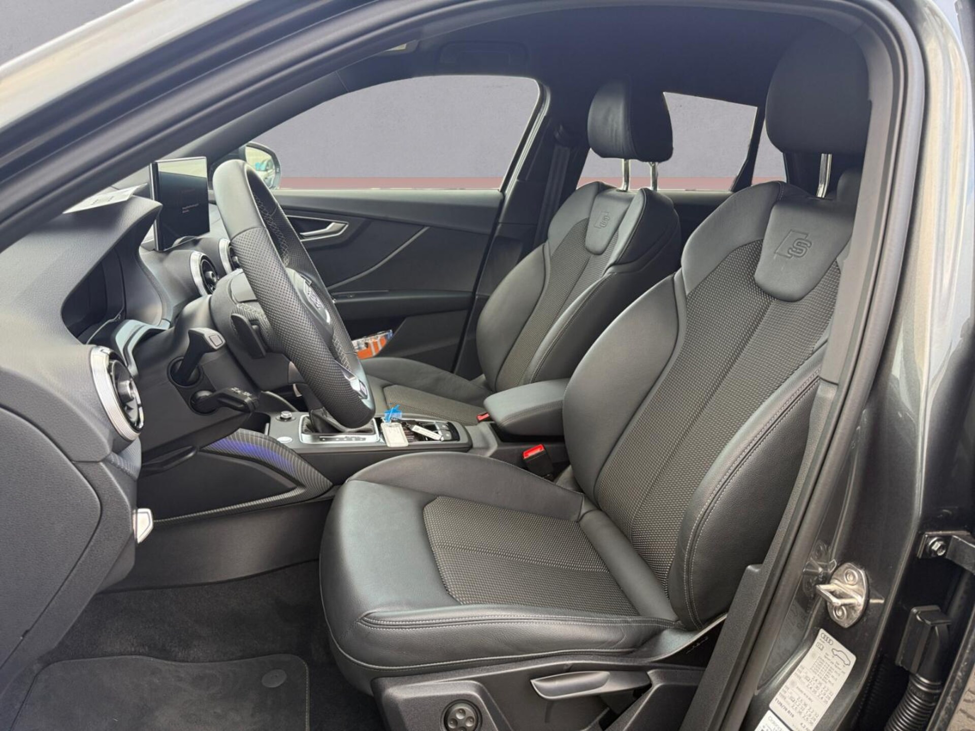 Audi Q2 S line