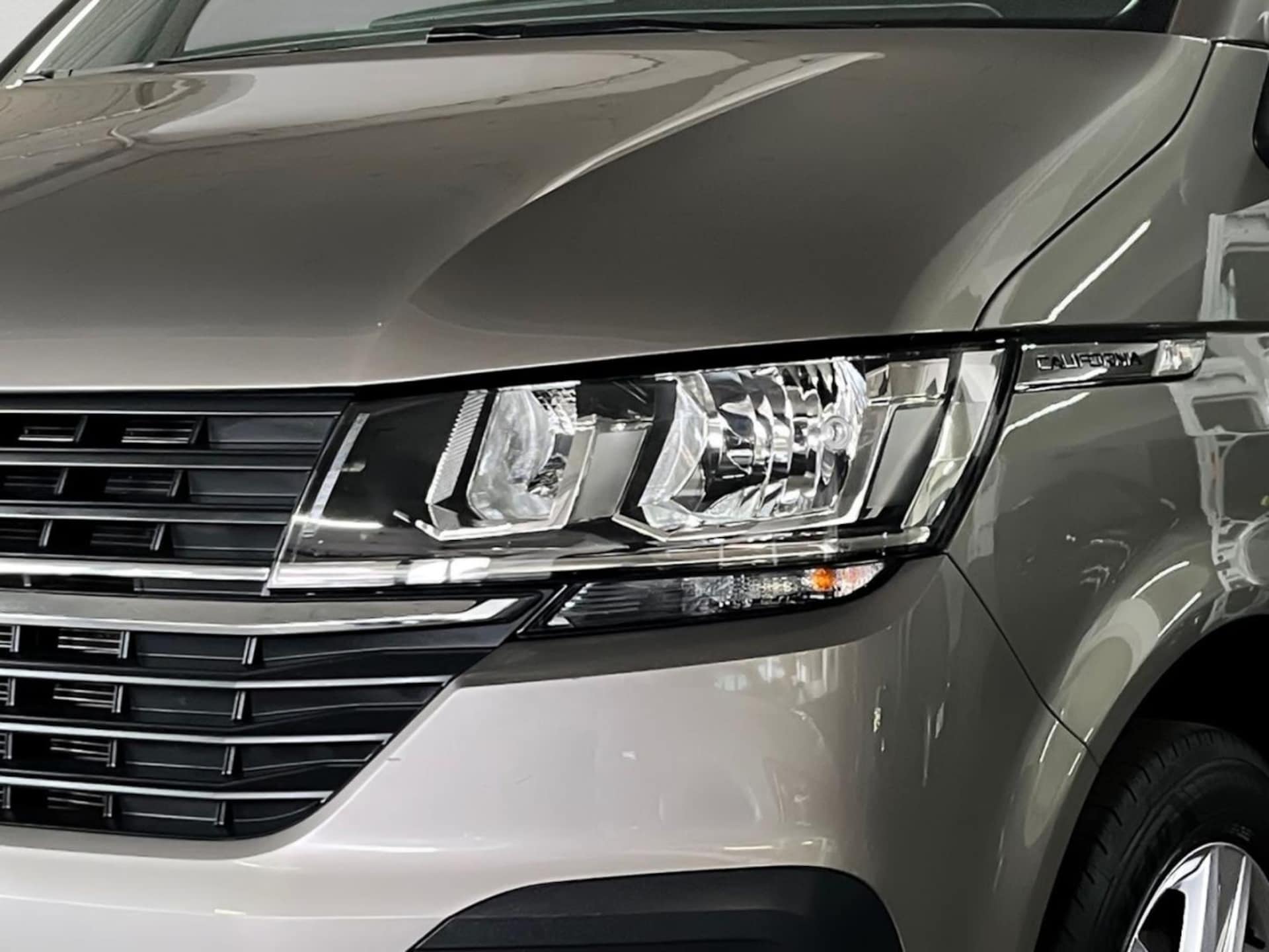 Volkswagen T6.1 California Beach