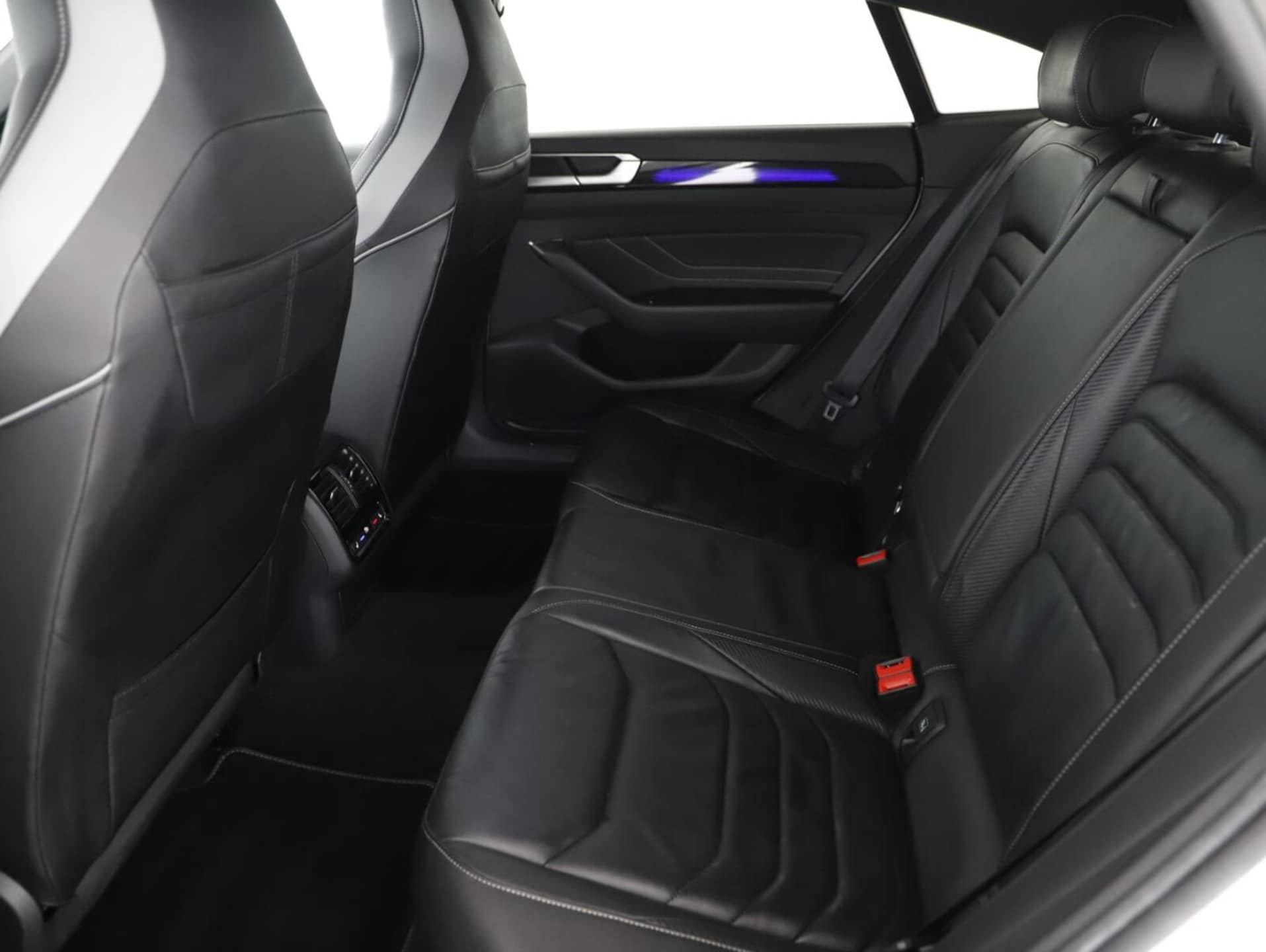 Volkswagen Arteon R-Line
