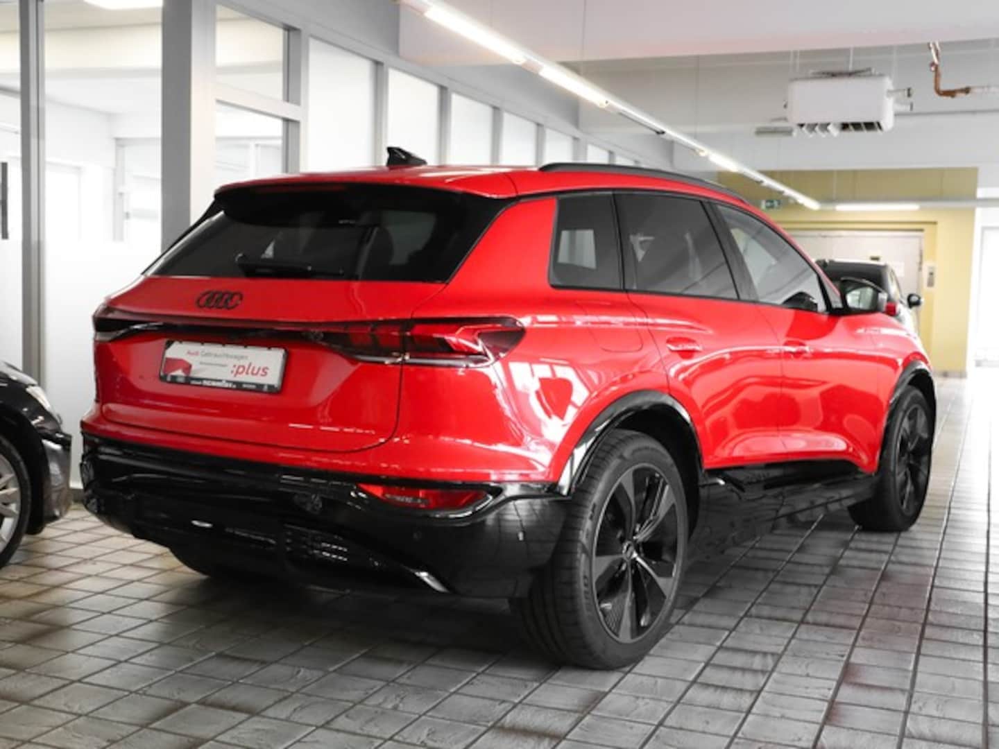 Bild über Audi Q6 SUV e-tron e-tron performance - für weitere Informationen kontaktieren Sie den Audi Partner