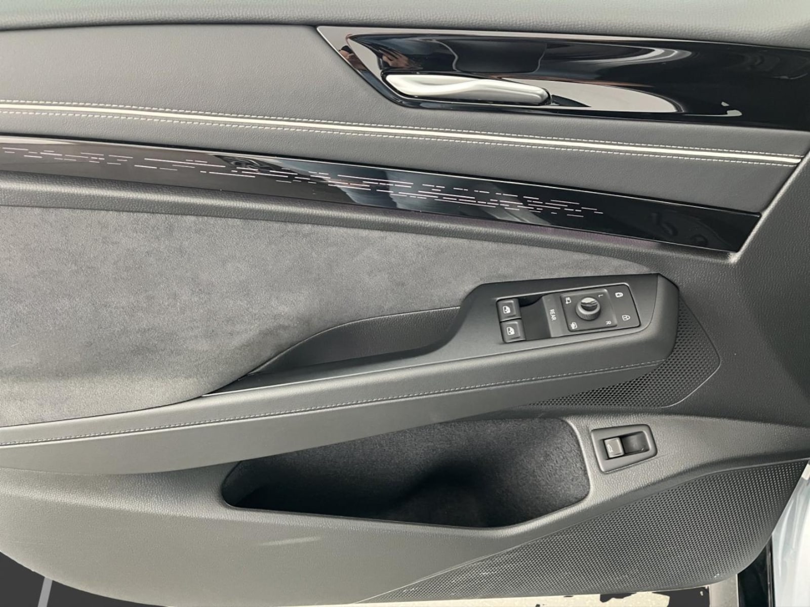 Volkswagen ID.7 Tourer – Bild 9