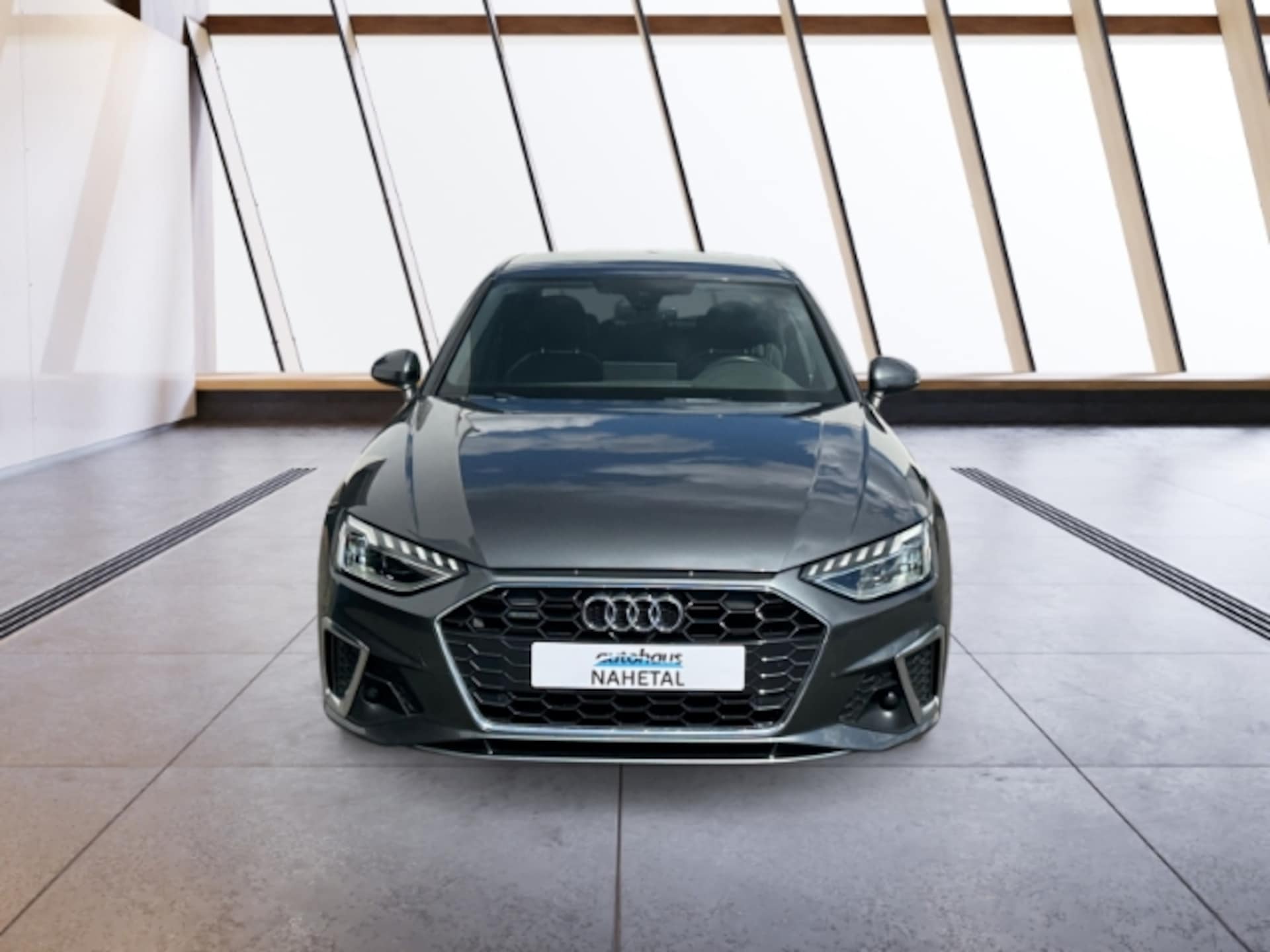 Audi A4 Limousine S line