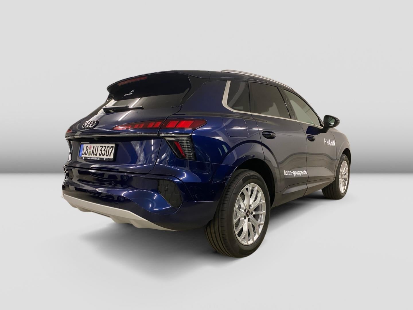 Bild über Audi Q3 SUV TFSI 110 kW S tronic - für weitere Informationen kontaktieren Sie den Audi Partner