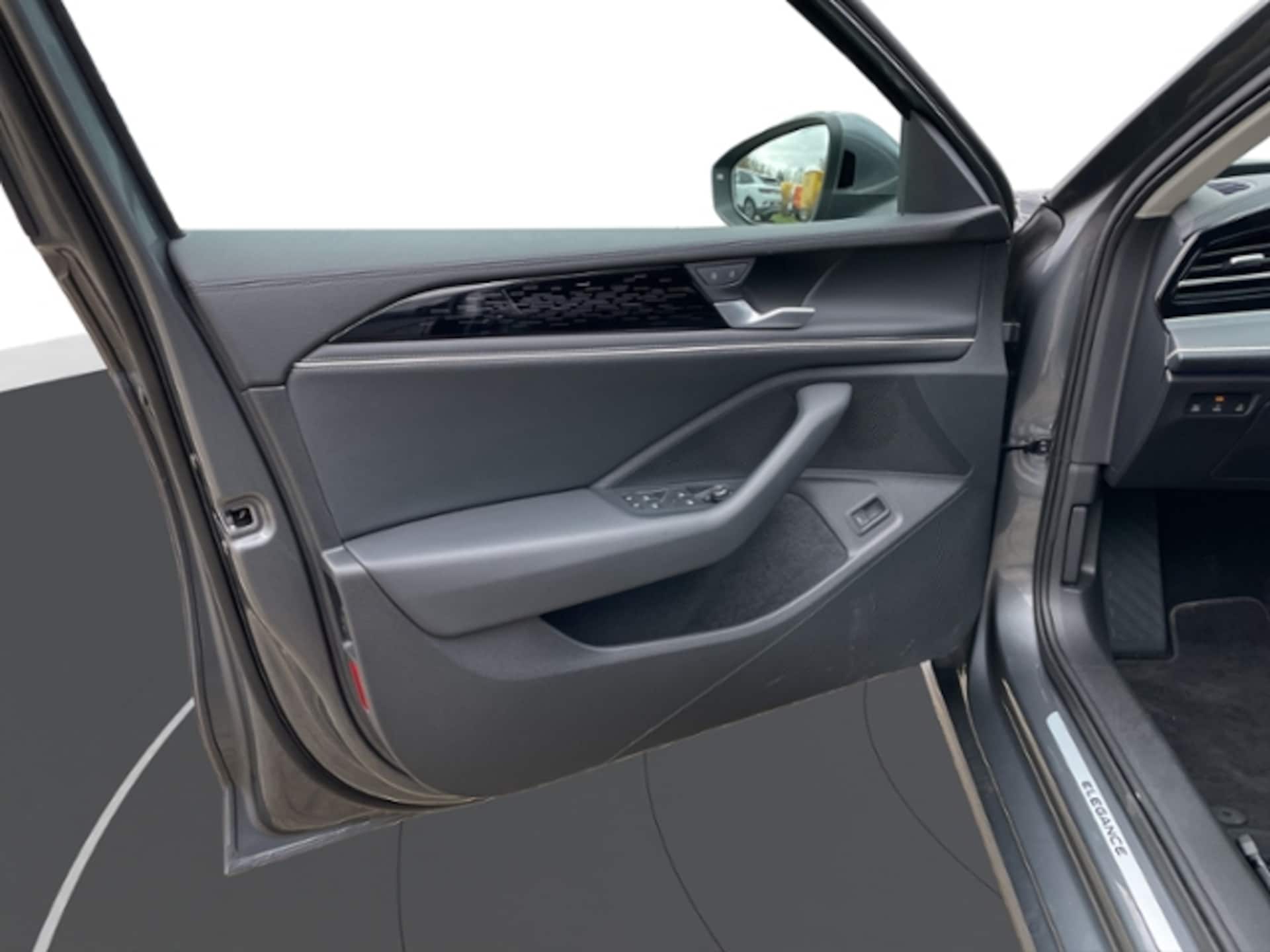 Volkswagen Passat Elegance