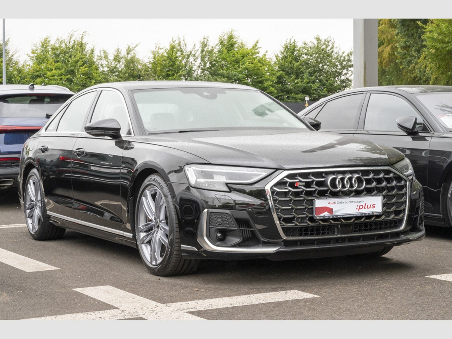 Audi S8